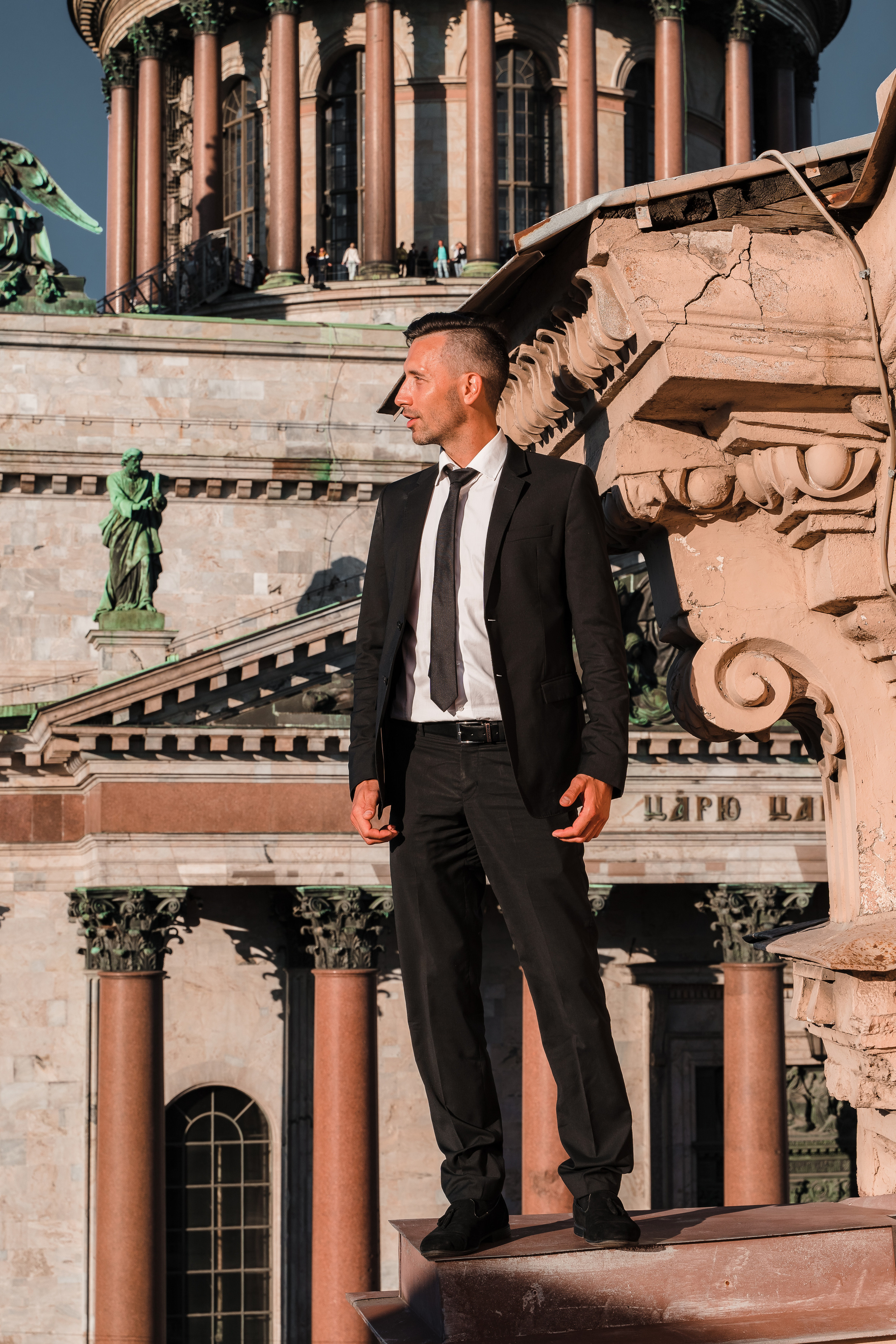 Лавстори на крыше напротив Исаакиевского собора