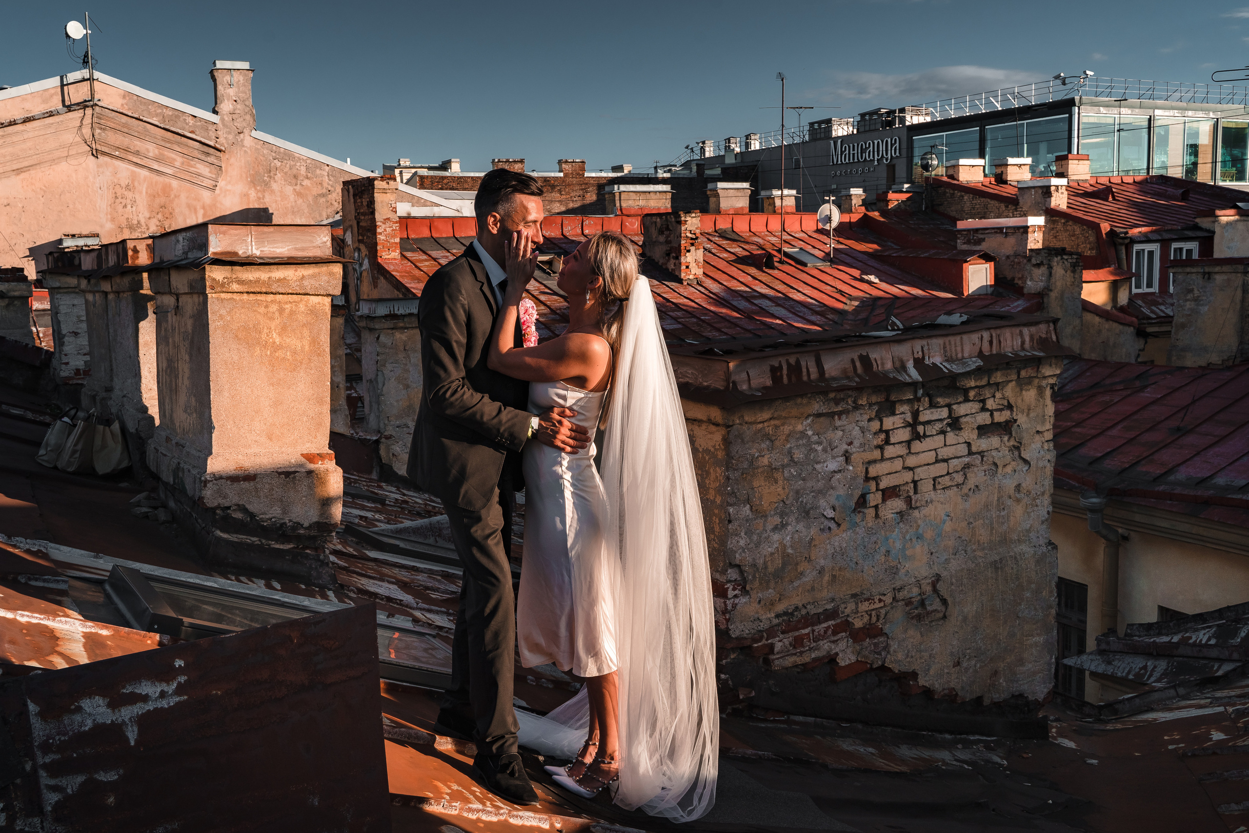 Лавстори на крыше напротив Исаакиевского собора