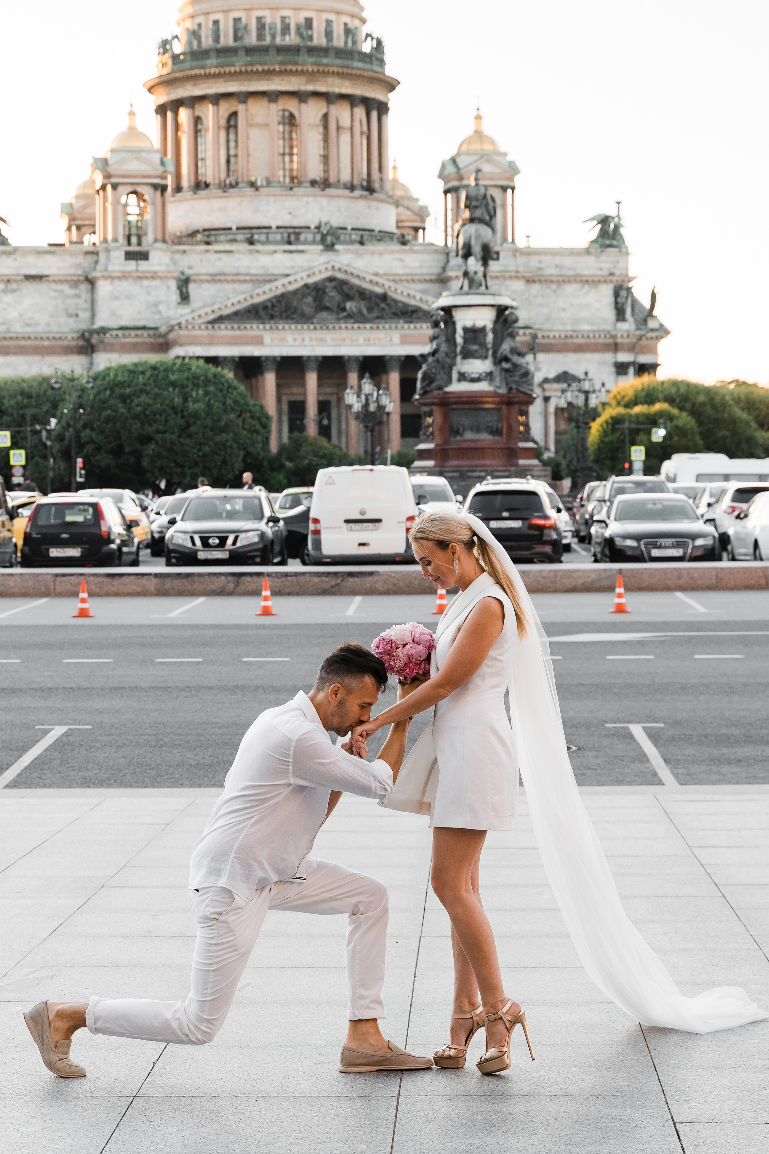 Лавстори на крыше напротив Исаакиевского собора