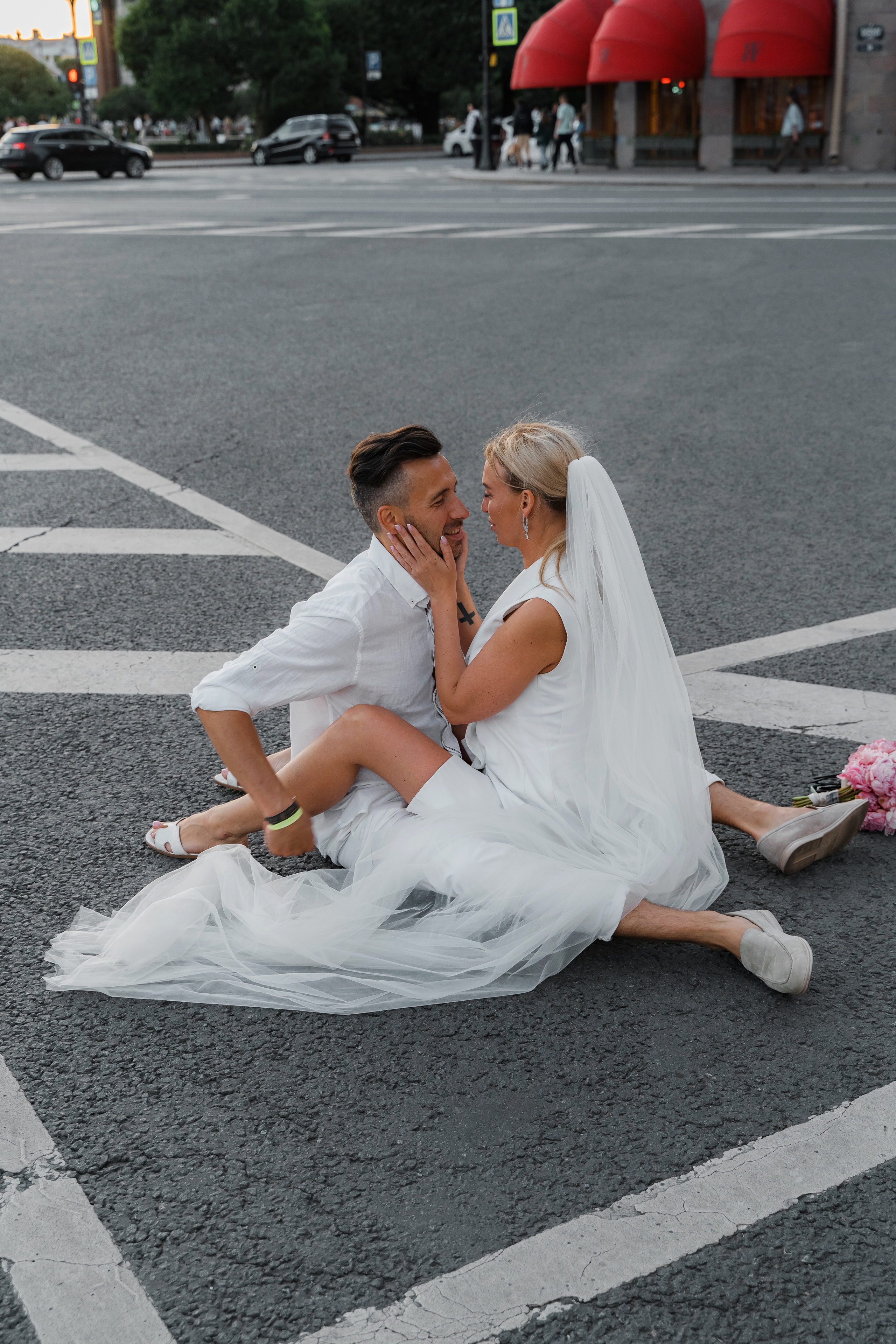 Лавстори на крыше напротив Исаакиевского собора