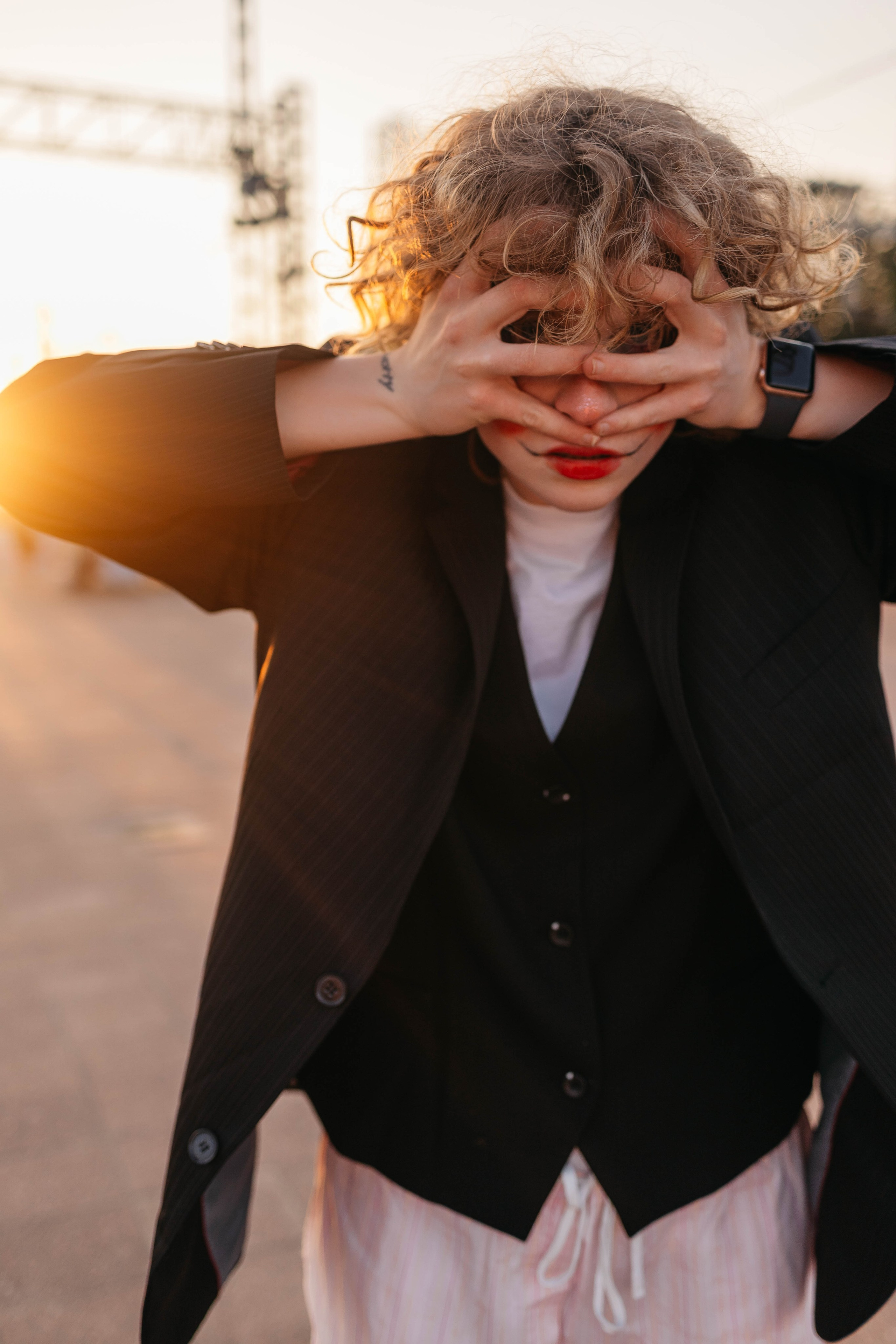 Закат на ЖД вокзале. Лиза. Фотограф в Твери Лагодная Яна