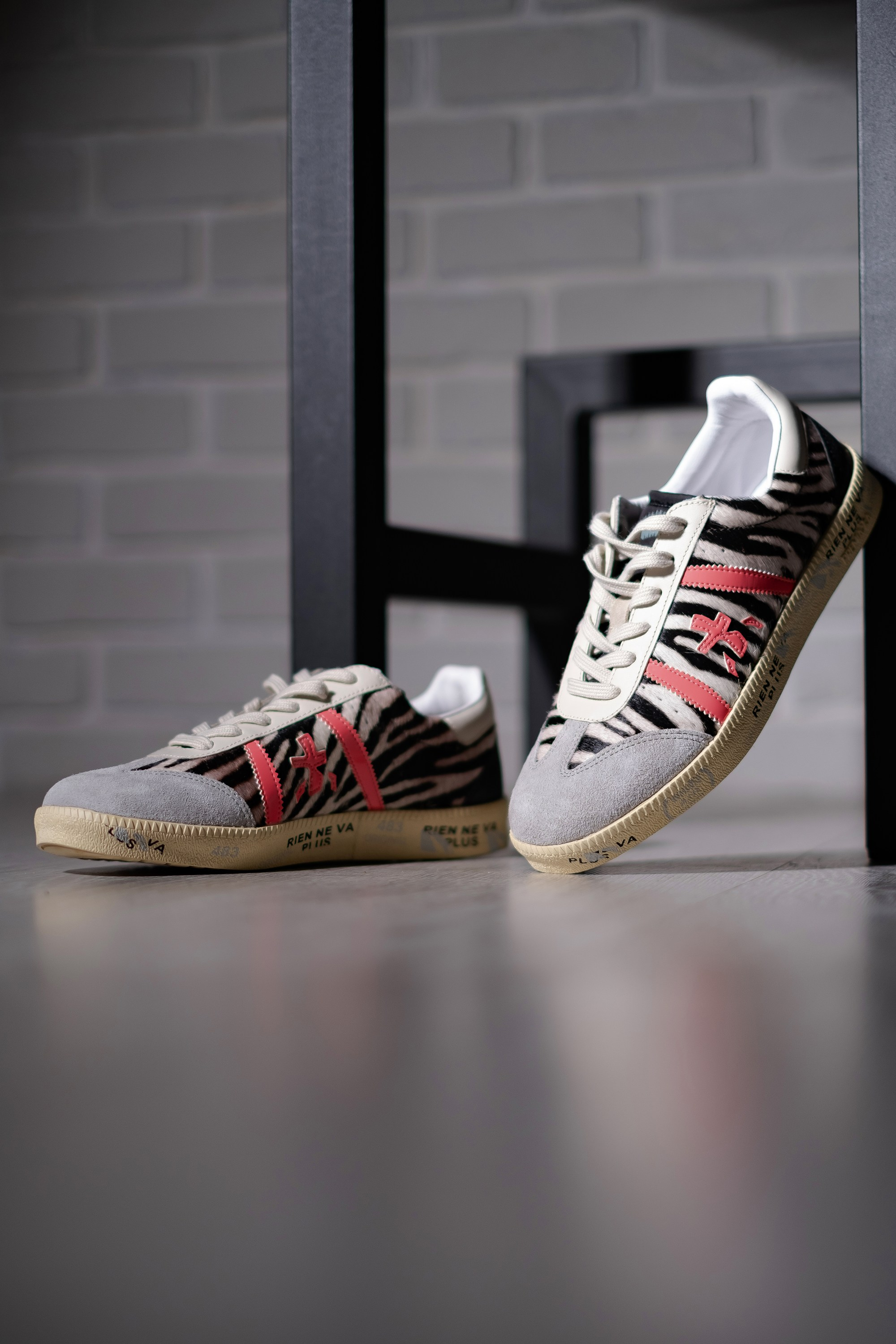 Предметная съёмка для маркетплейсов обуви. Предметный фотограф в Симферополе Антон Катунин