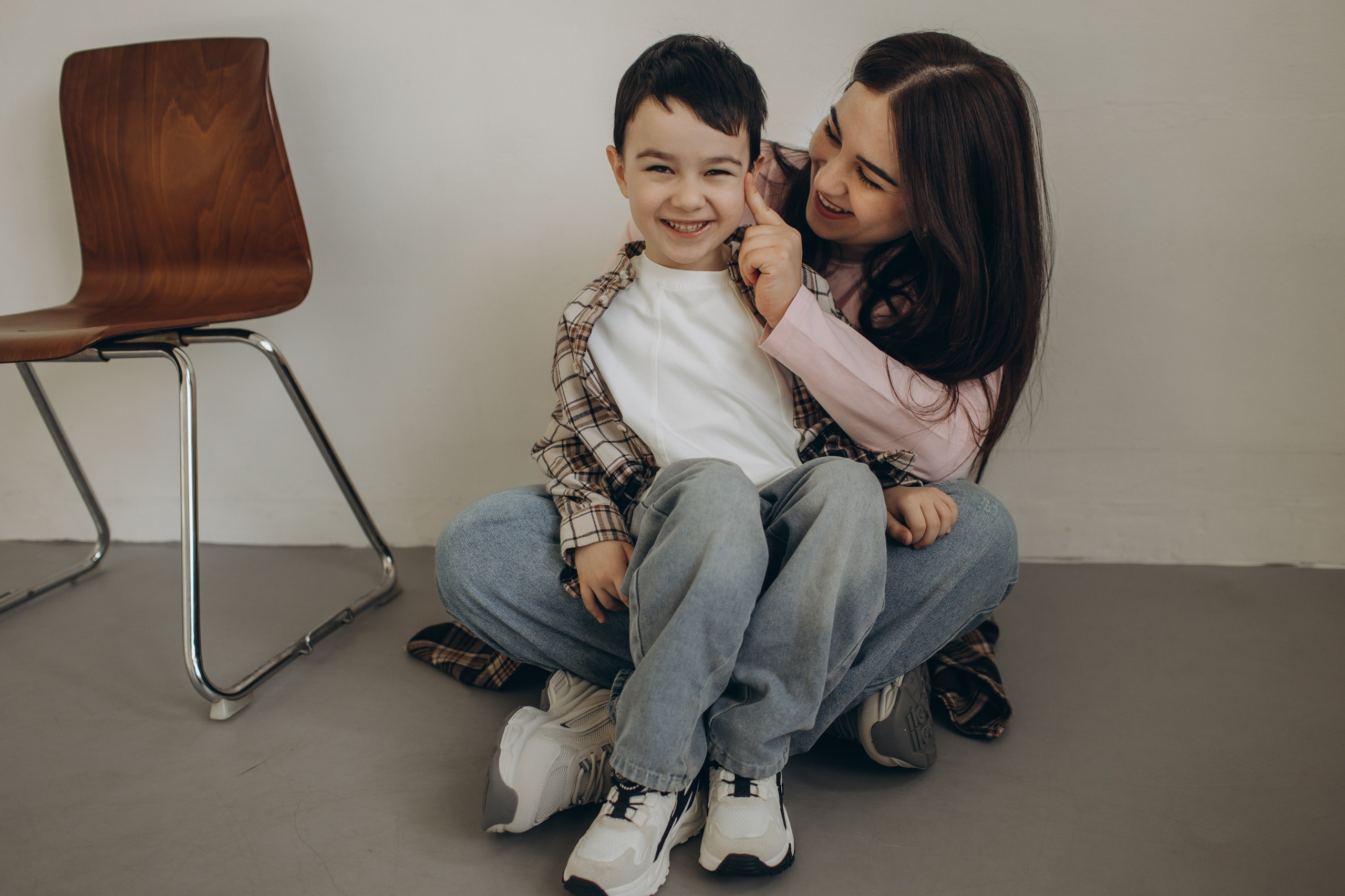 Фотосессия с попкорном фотосессия мама и сын. Фотограф Владимир Москва