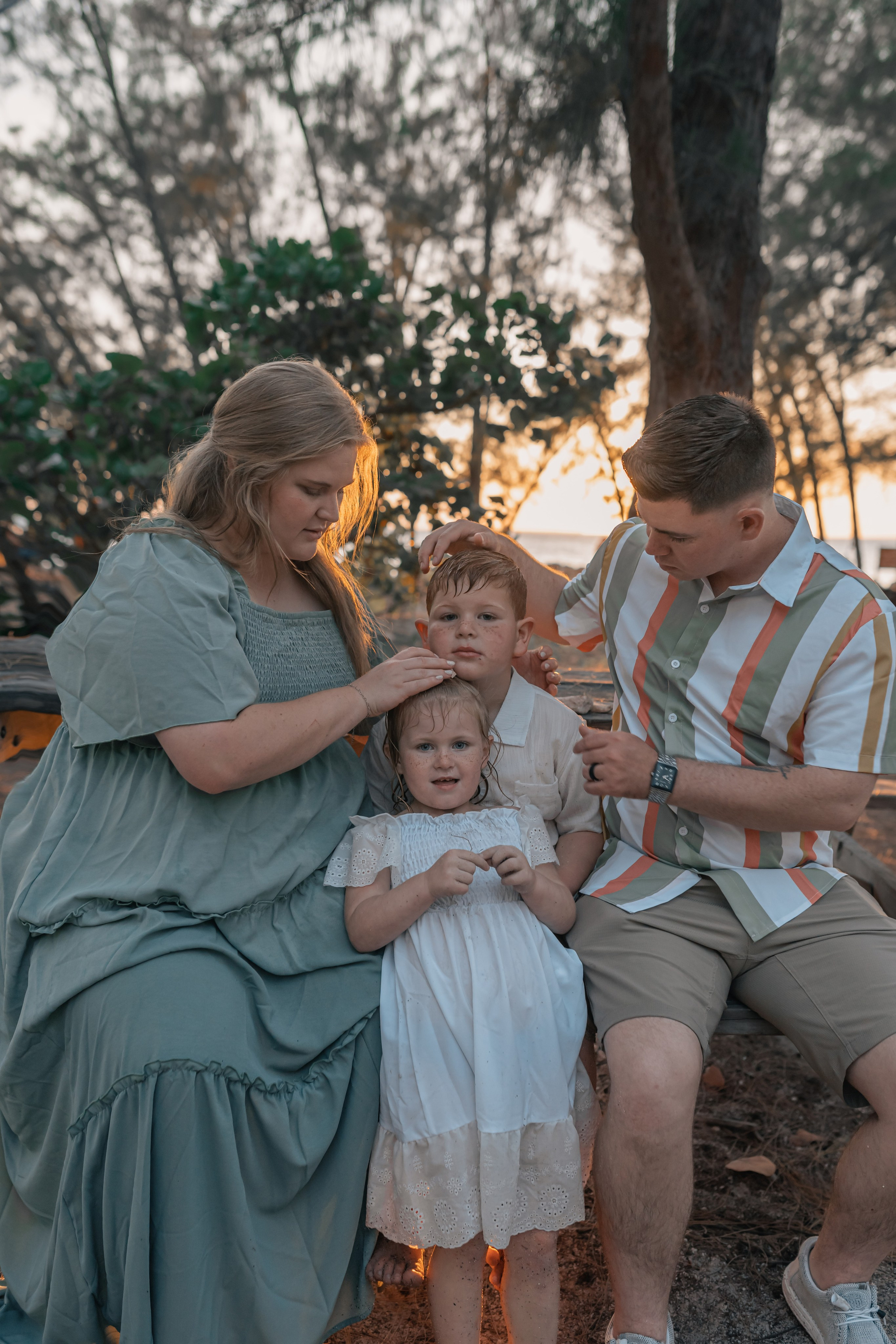 Ronni and her family. Gaukhar Baimagambet — Photographer and Videographer