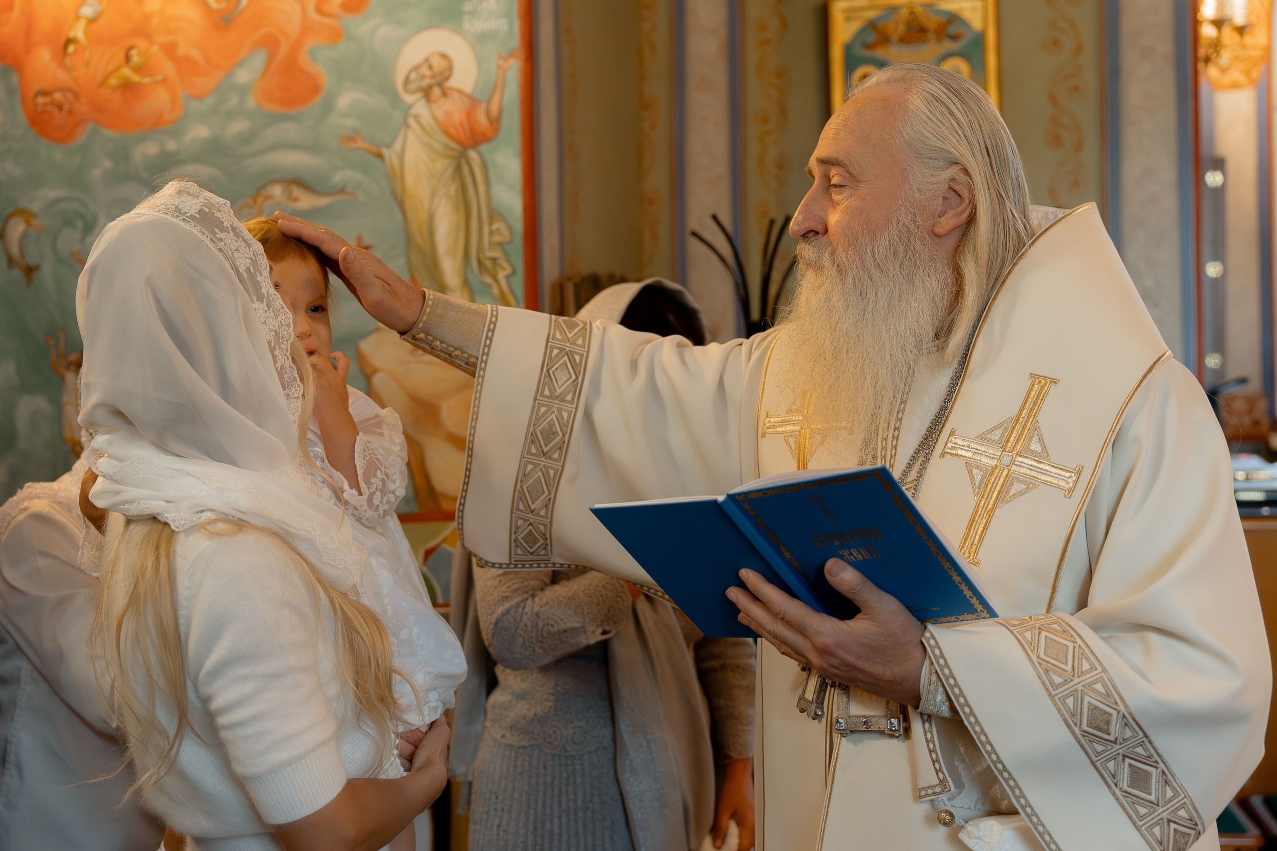 Таинство крещения Машеньки. Свадебный фотограф в Москве