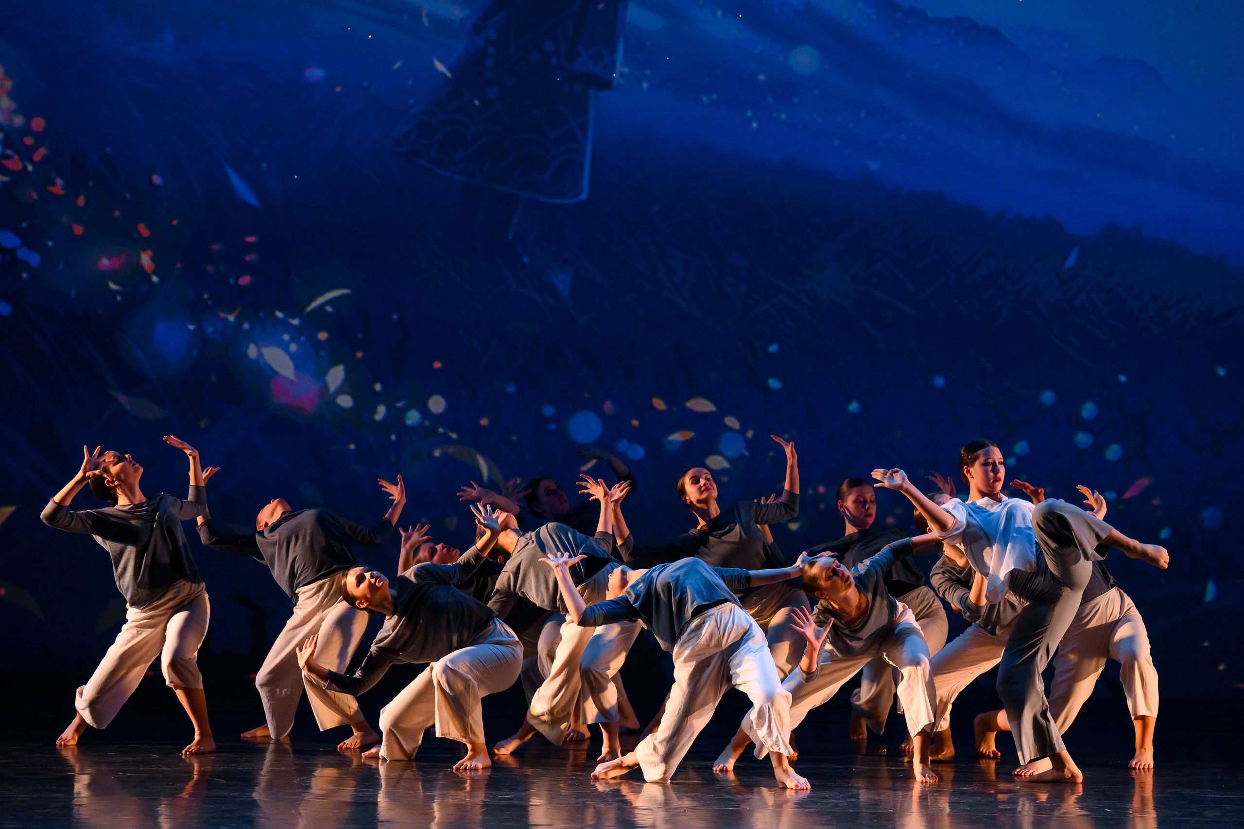 23 апреля, часть 1, БКЗ Октябрьский, г. Санкт-Петербург. Золотое яблочко