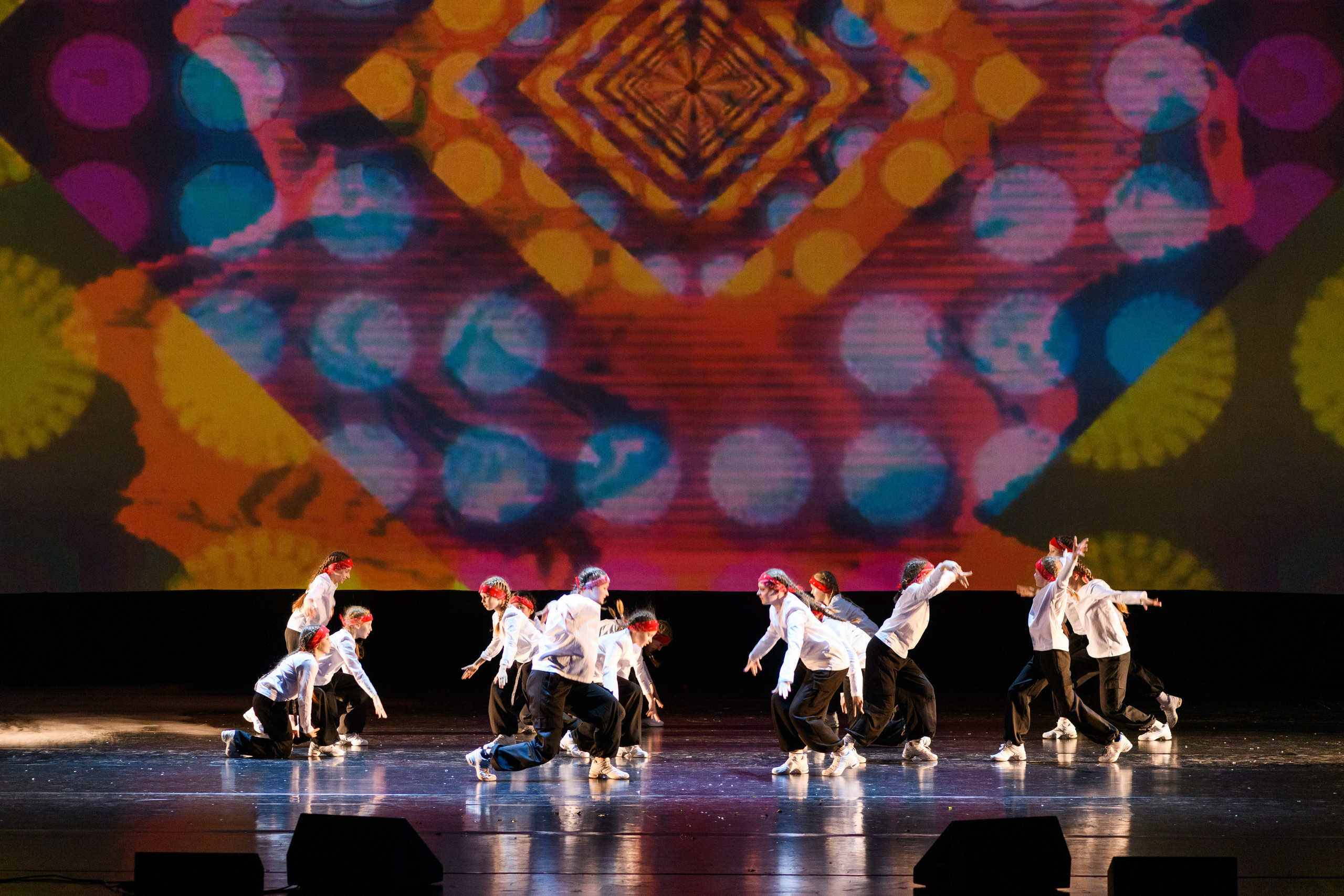 23 апреля, часть 2, БКЗ Октябрьский, г. Санкт-Петербург. Золотое яблочко