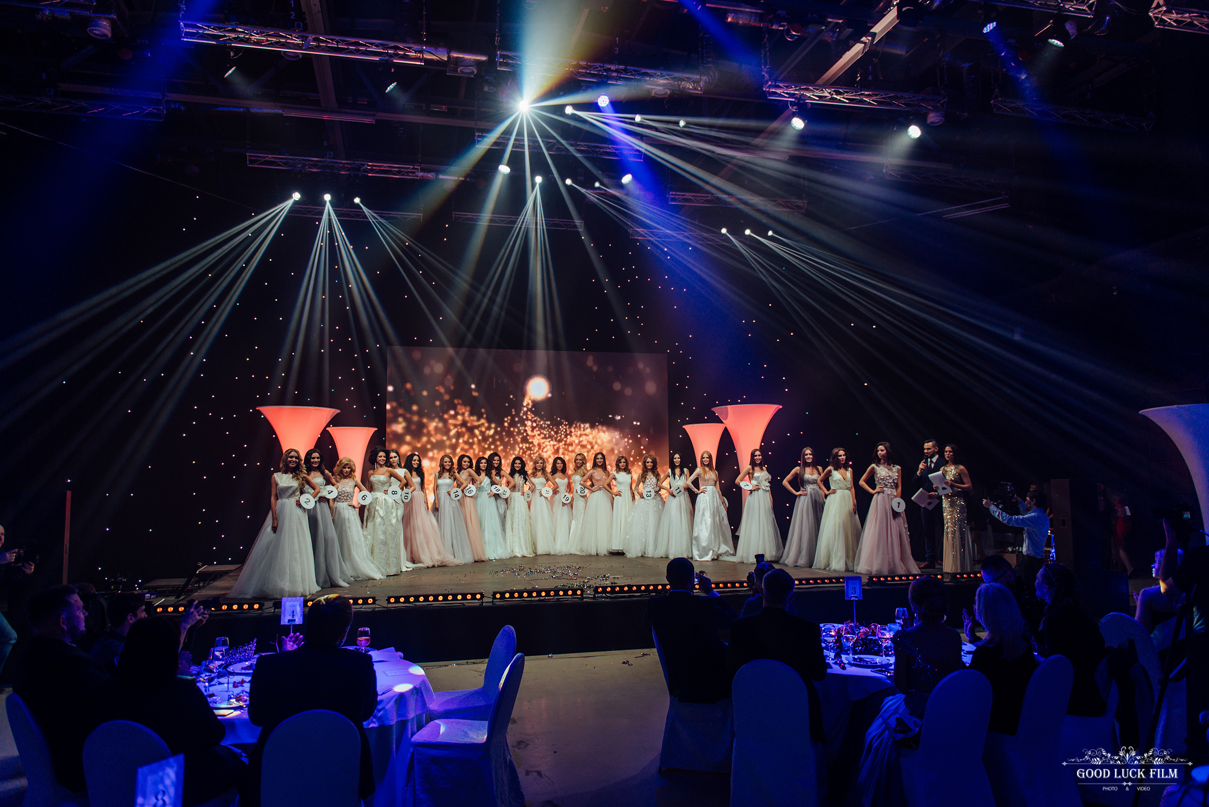 Конкурс красоты "Мисс Звезда России 2017". Свадебный фотограф в Санкт-Петербурге Венера Ахметова