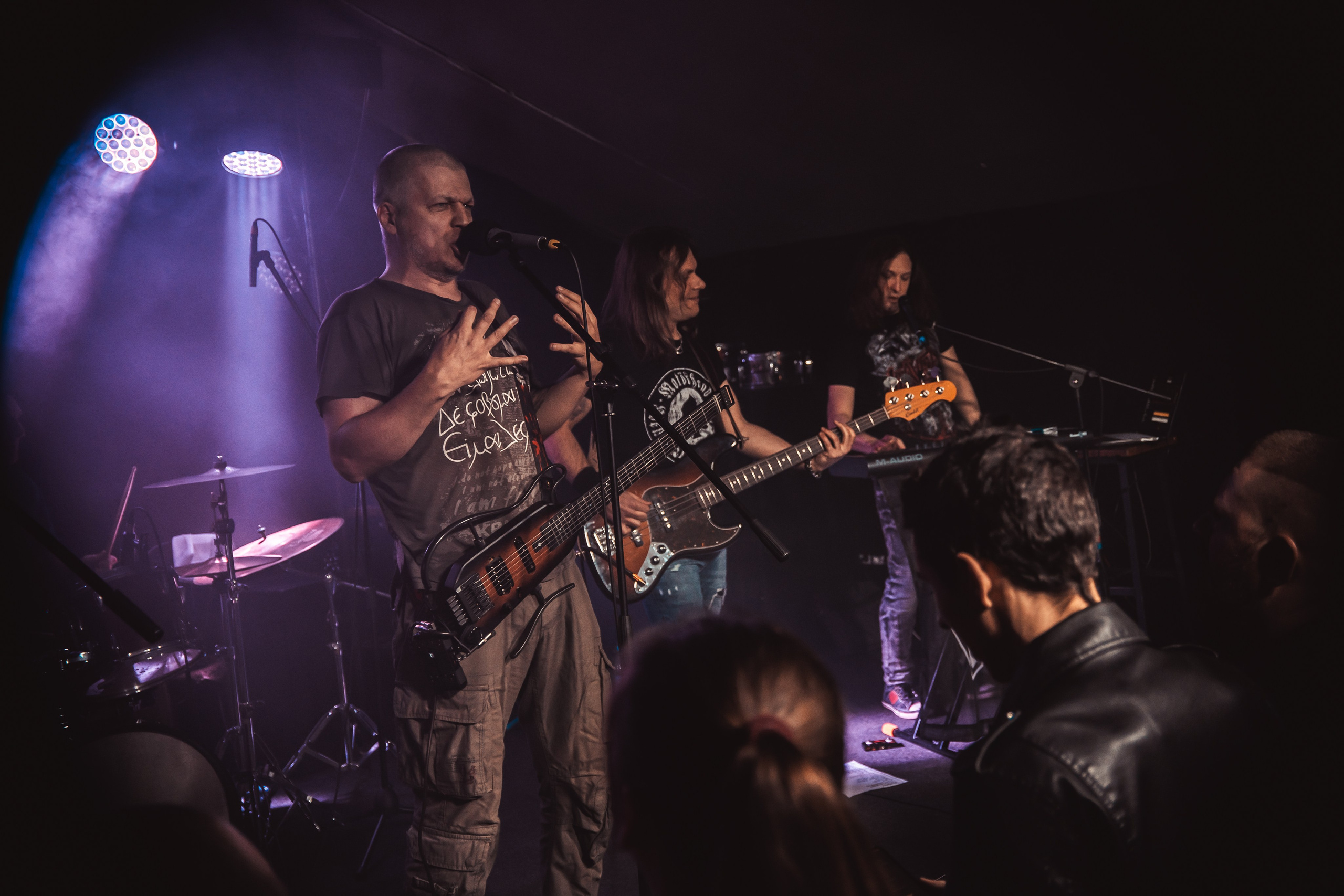 Потомучто. Красноярск, 28.02.2025, бар 64/6. Фотограф Регина Крикунова г. Красноярск