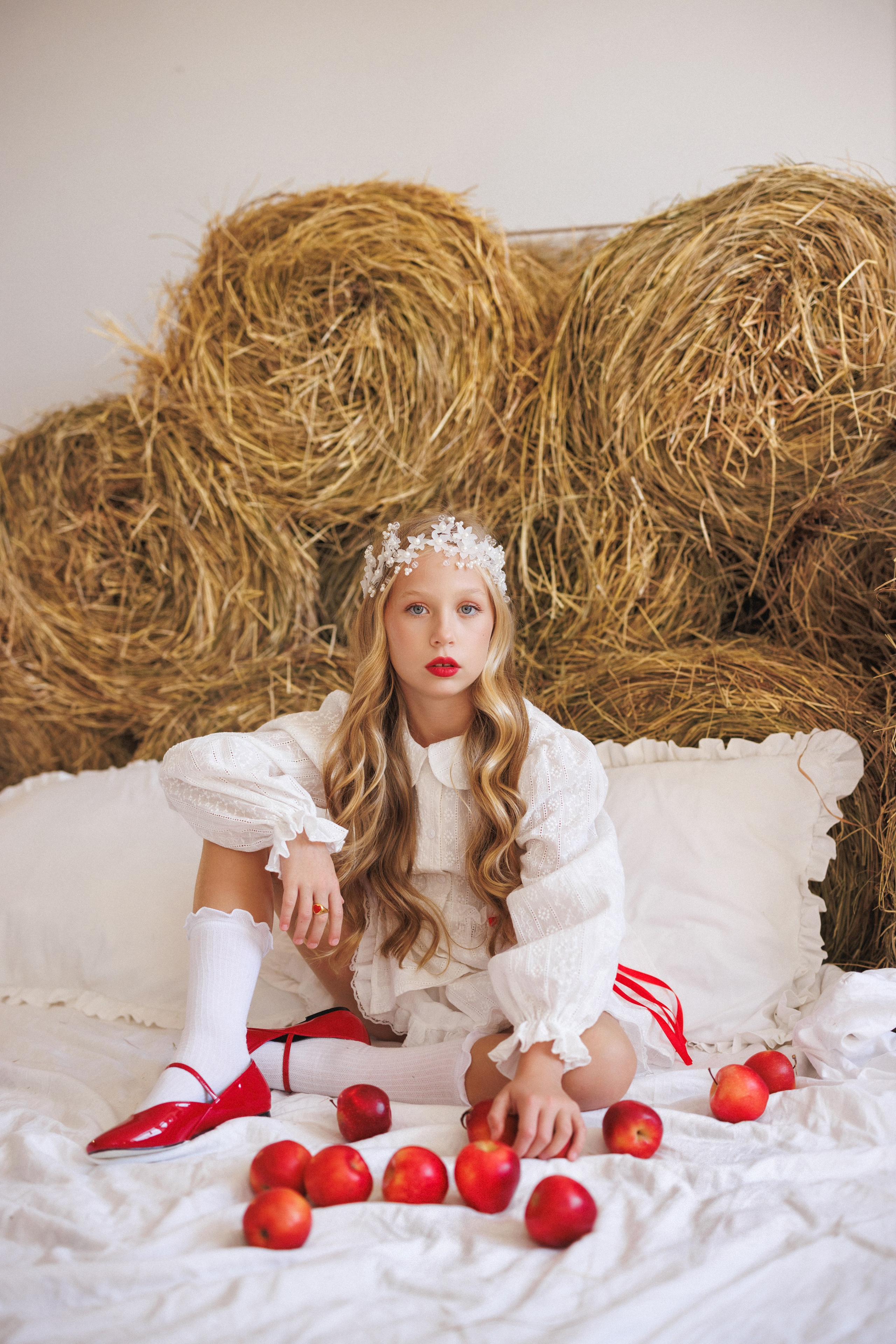 Фотосессия в современном Русском стиле. Фотостудия Лофт потолок, зал «Берлин», город Краснодар. Семейный и детский фотограф в Краснодаре Анна Трашкова