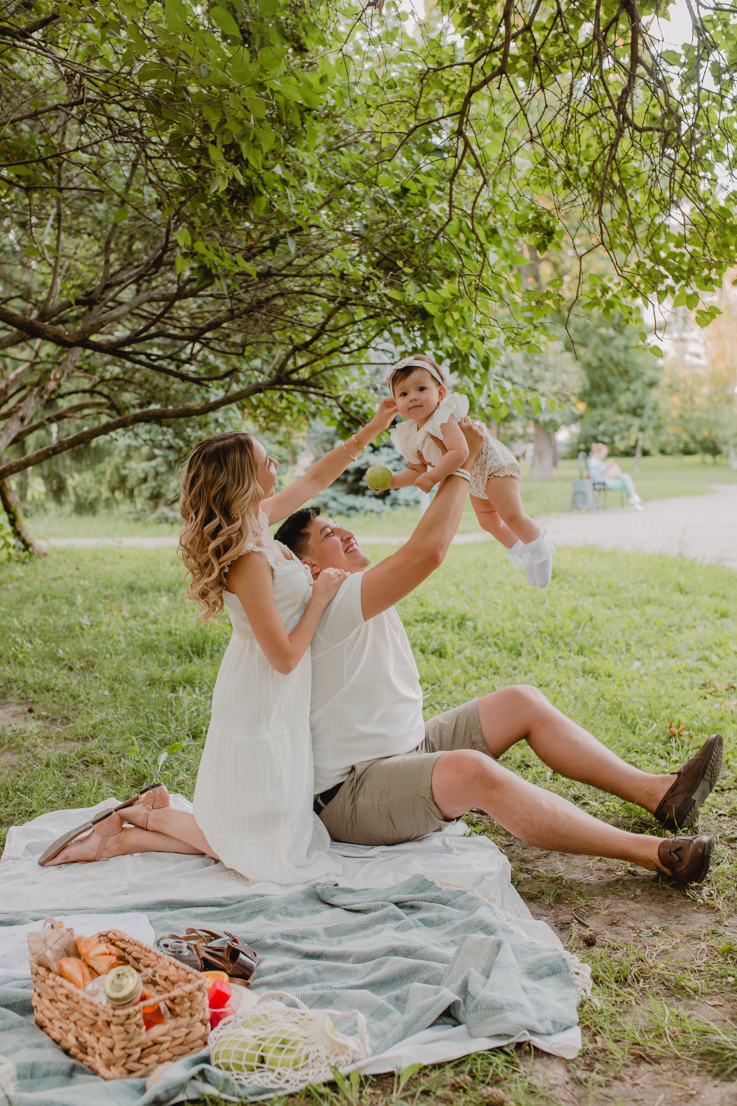 Семья Аделины. Главная