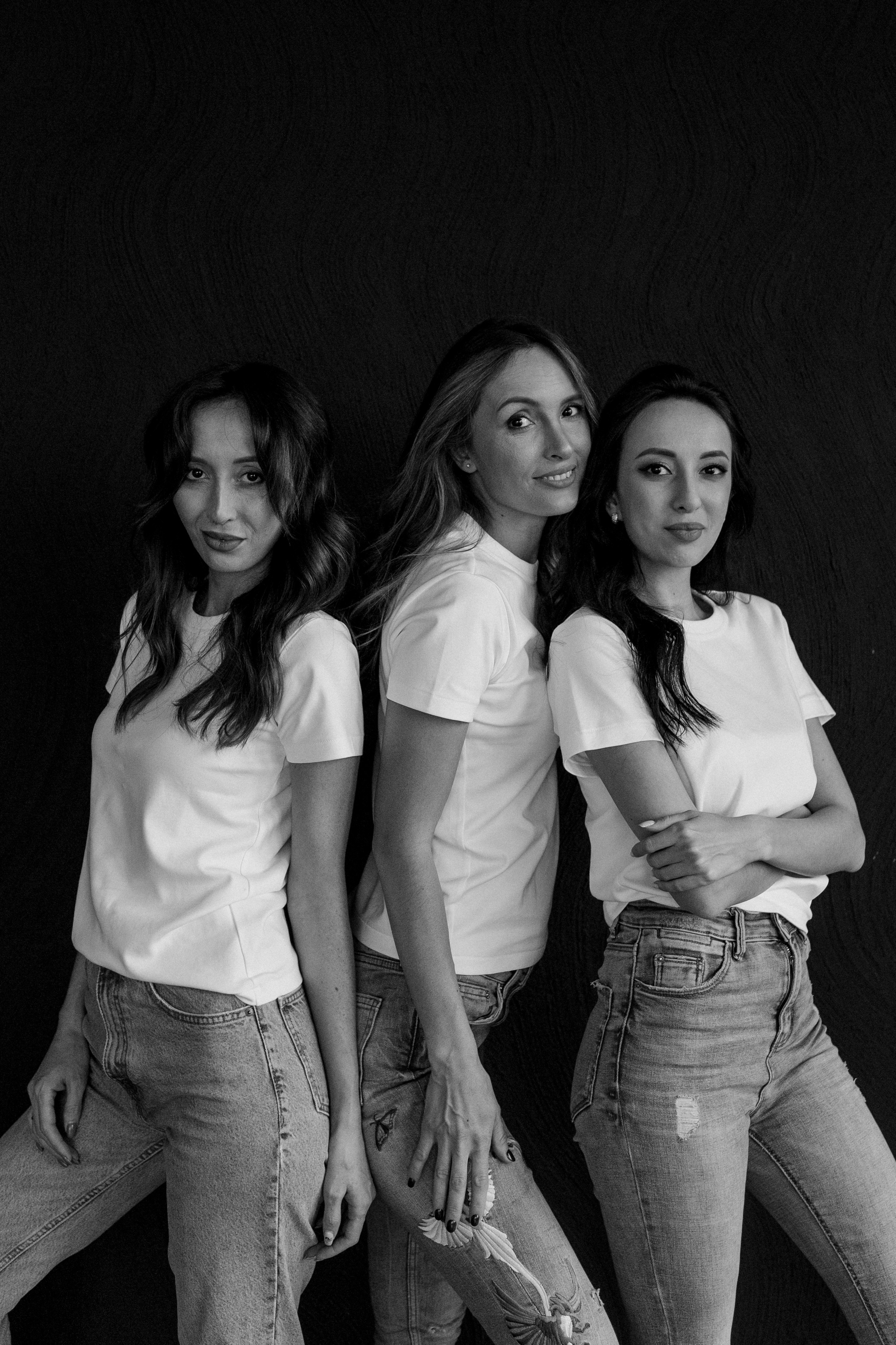 Зульфира с сестрами. Главная