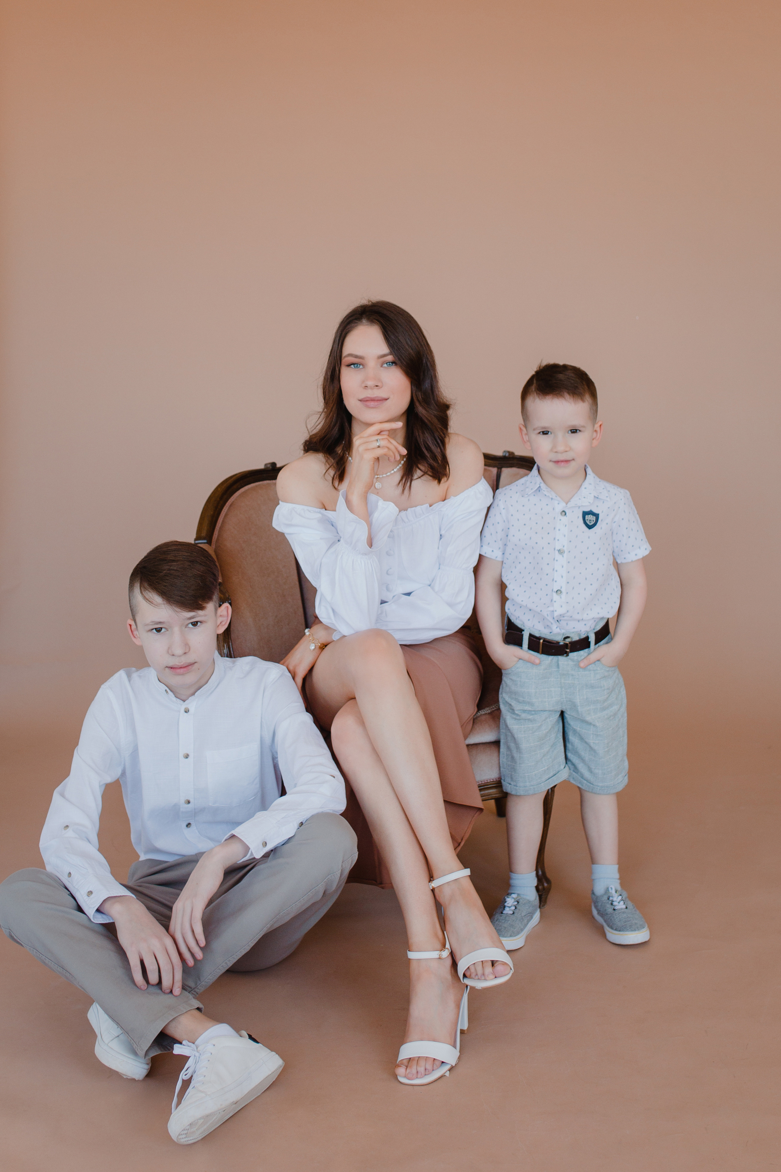 Семья Регины. Главная