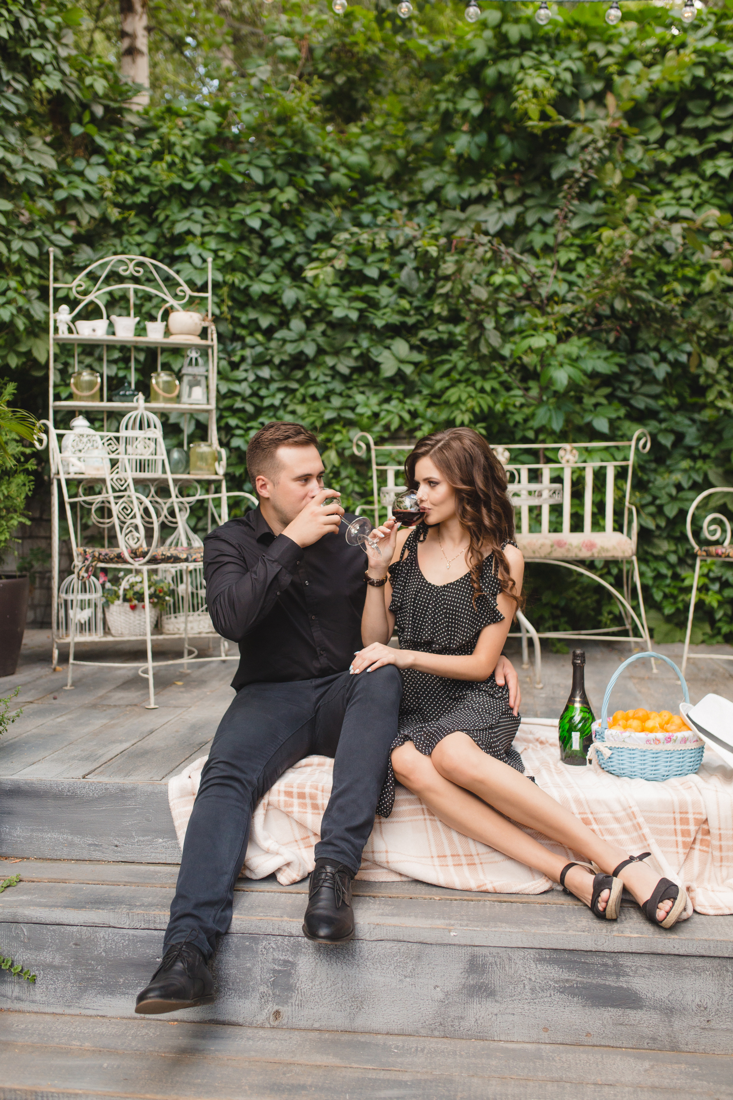 Рената и Самат. Главная