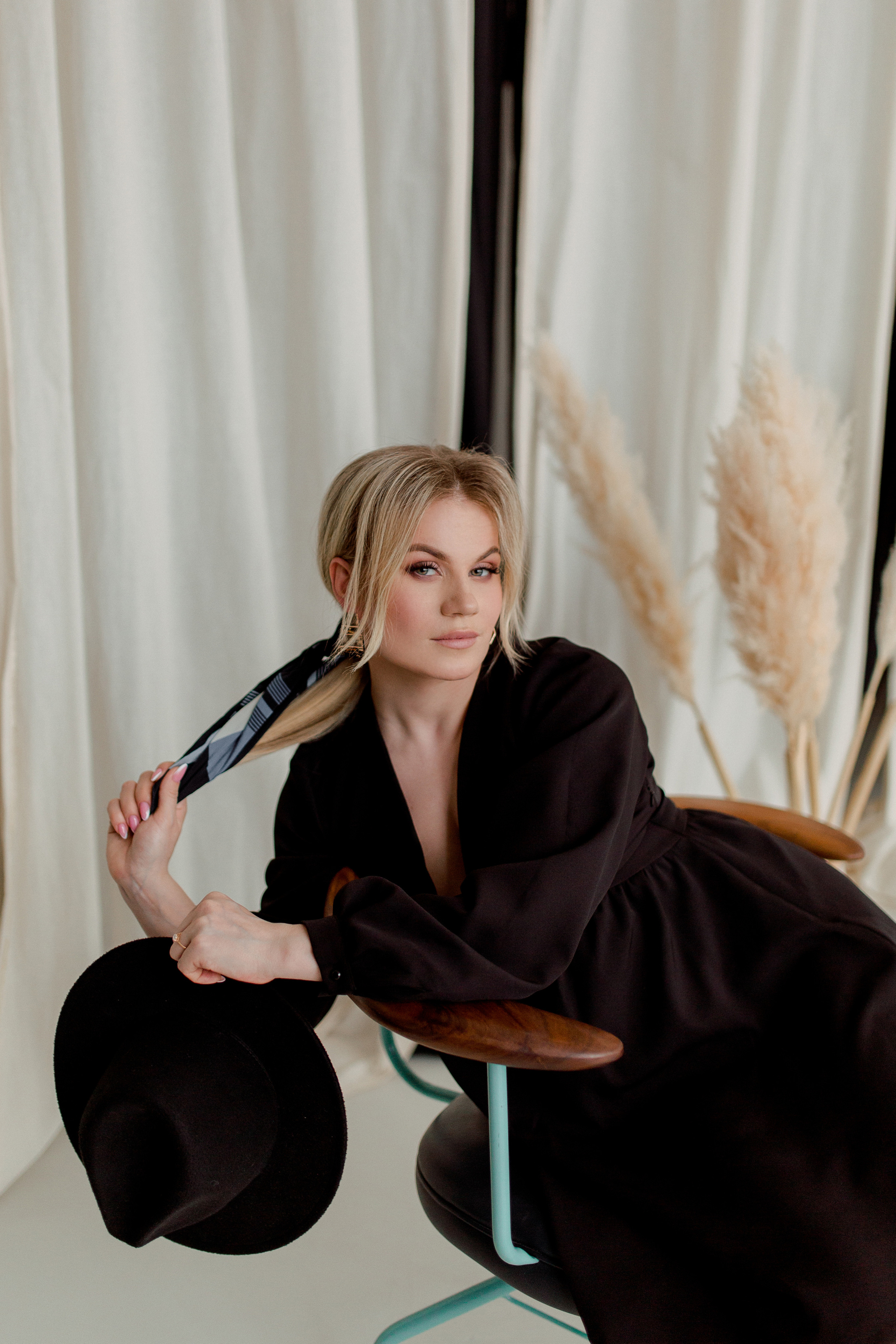 Анна. Главная