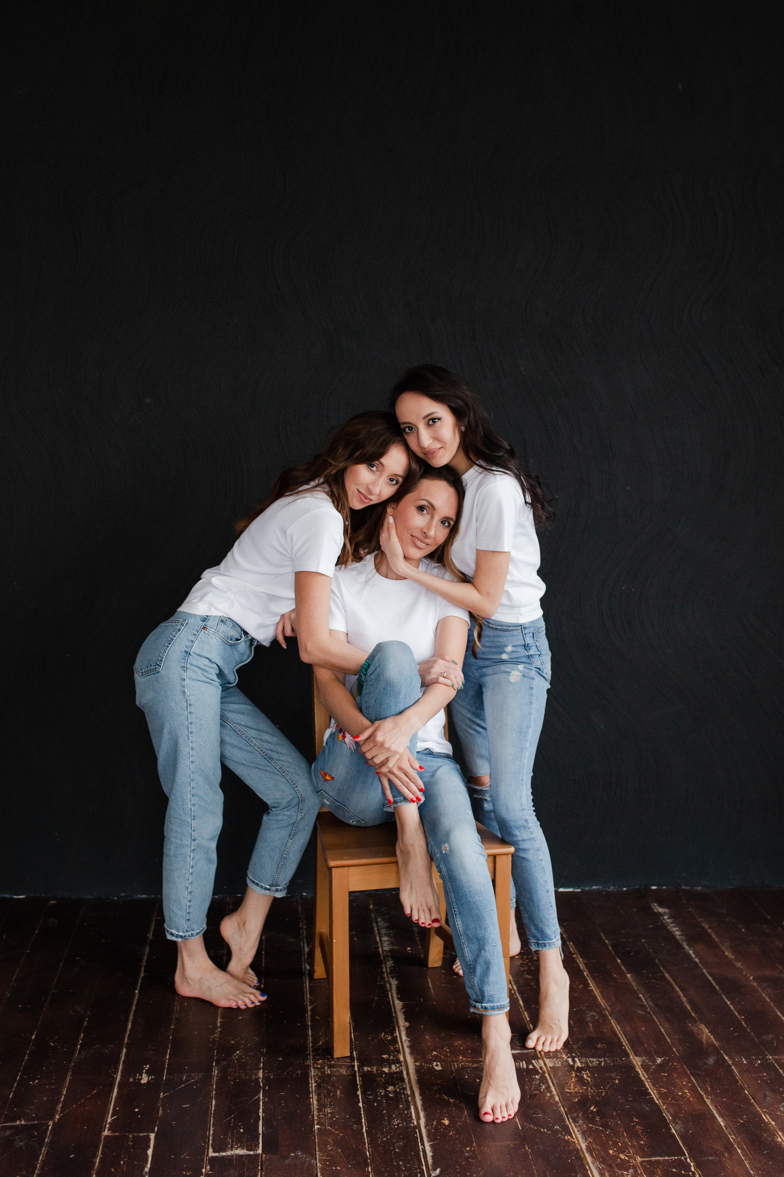 Зульфира с сестрами. Главная