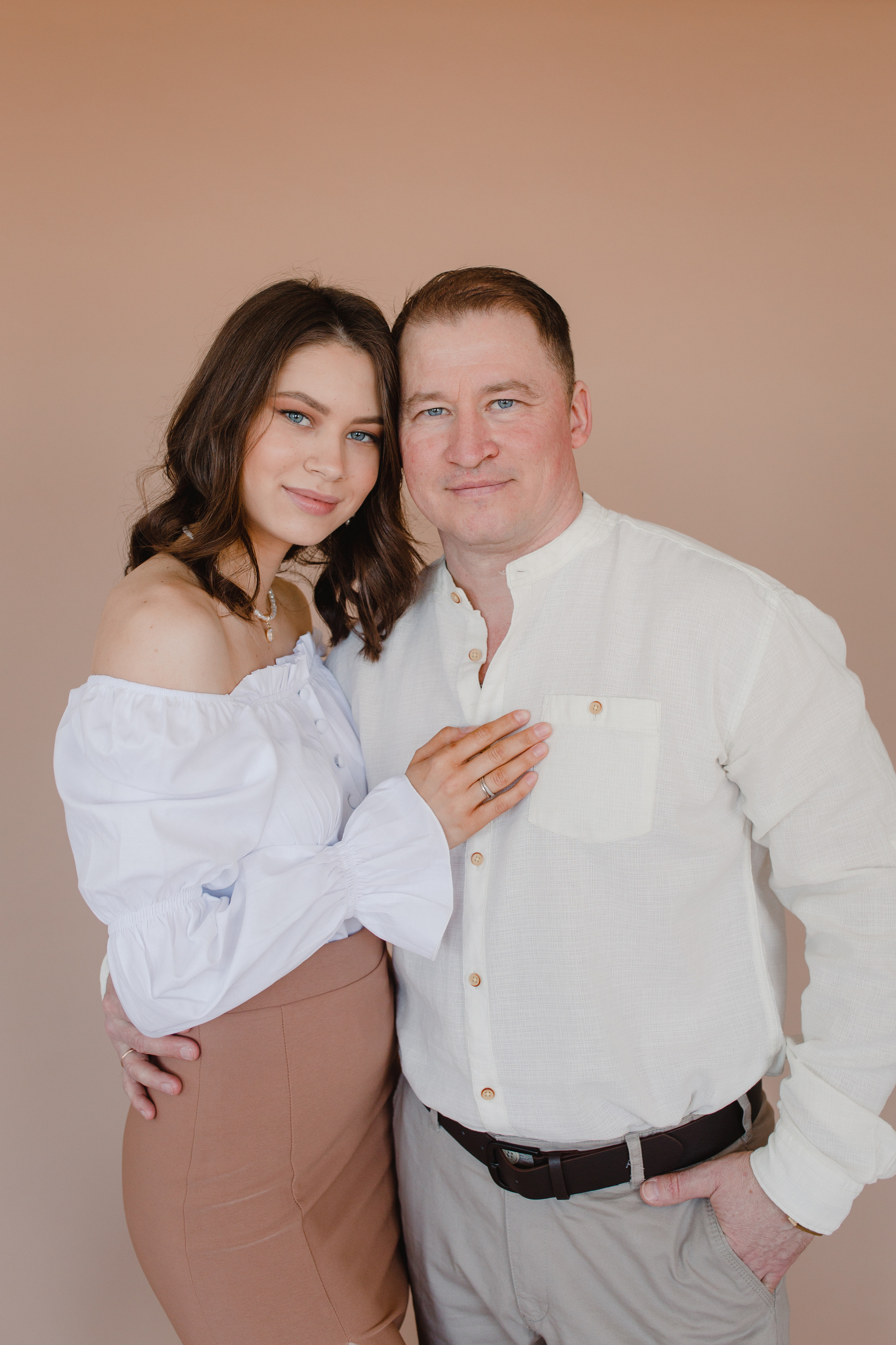 Семья Регины. Главная