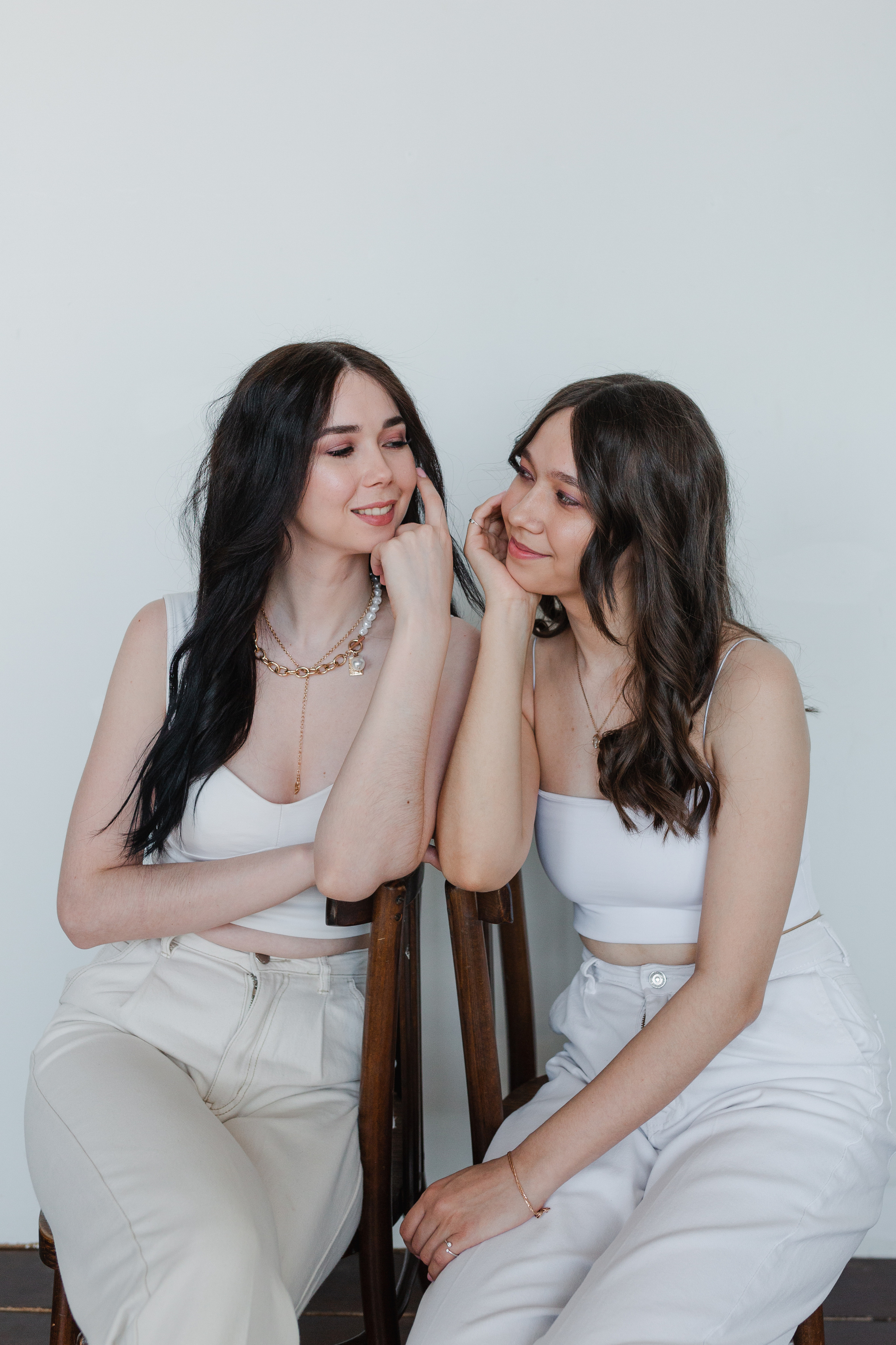 Алсу и Зиля. Главная