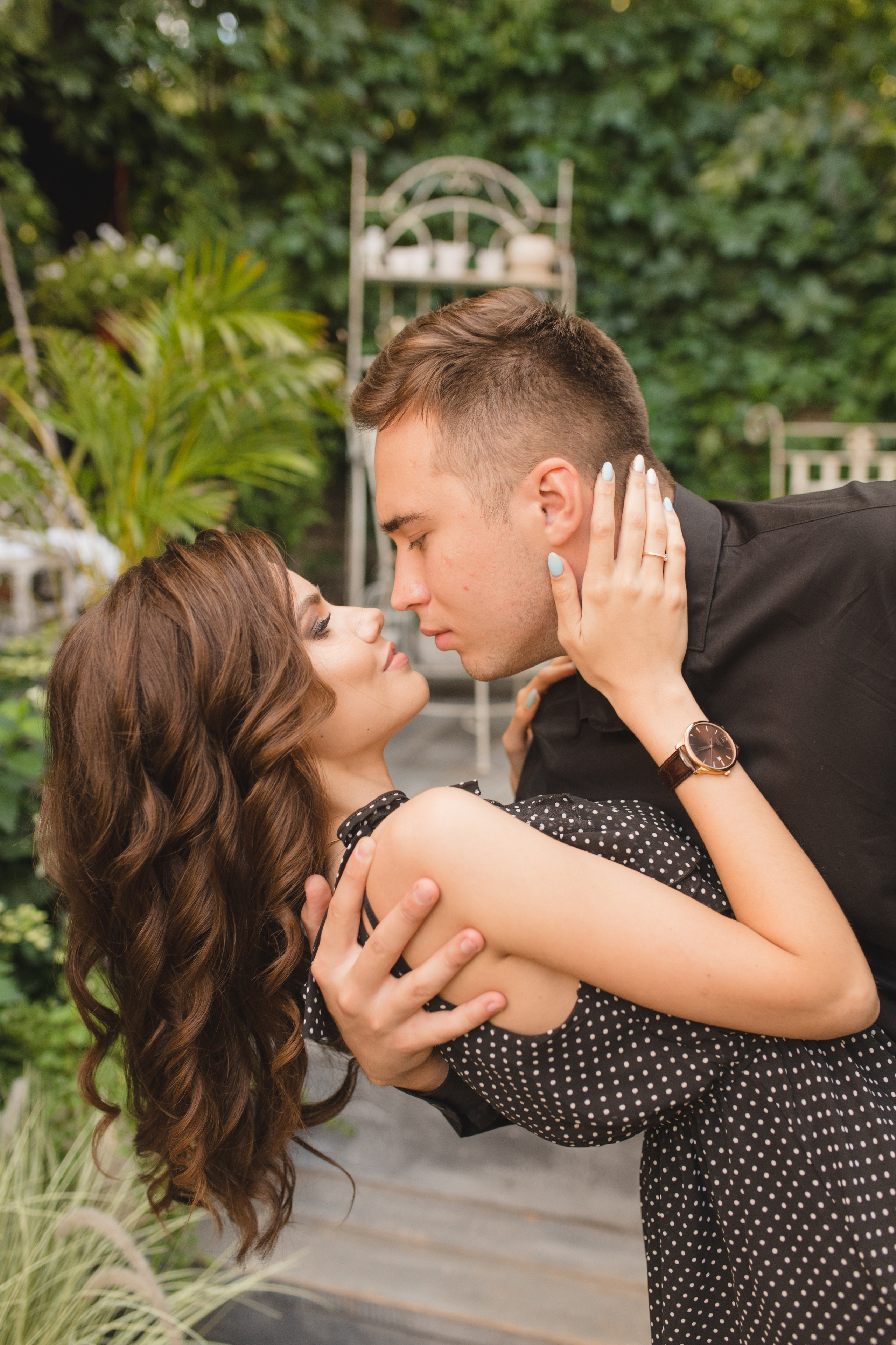 Рената и Самат. Главная