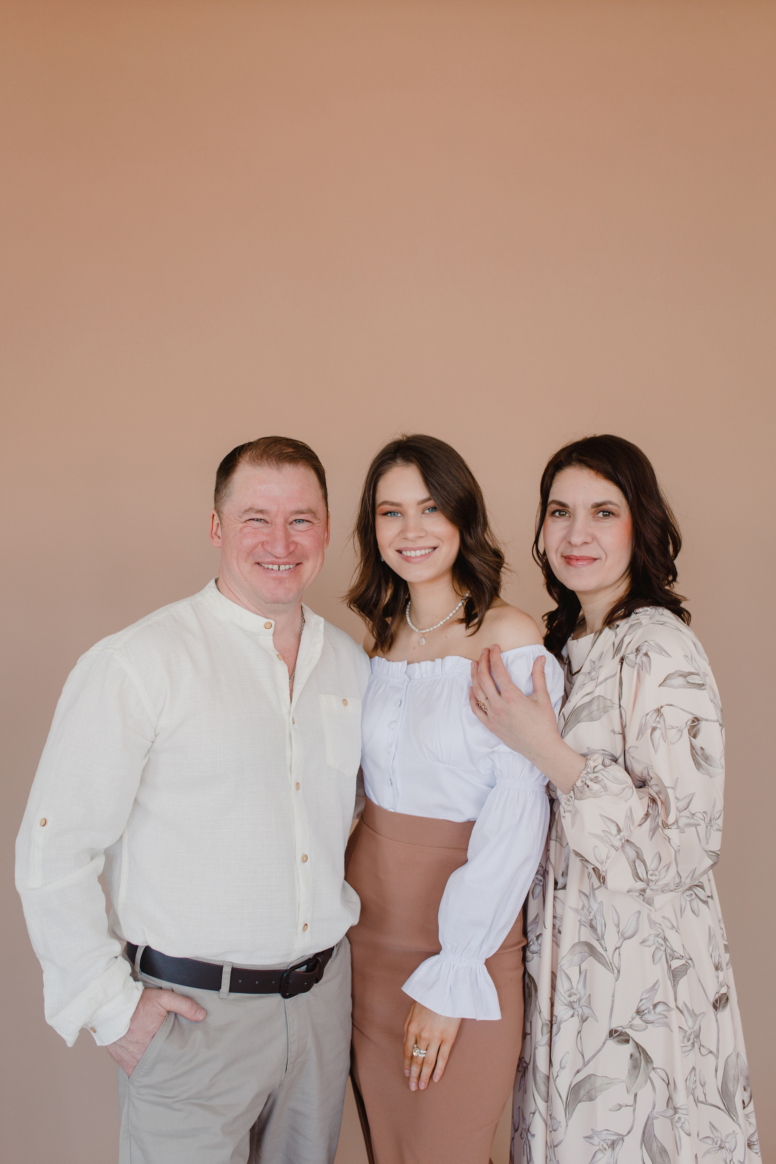 Семья Регины. Главная