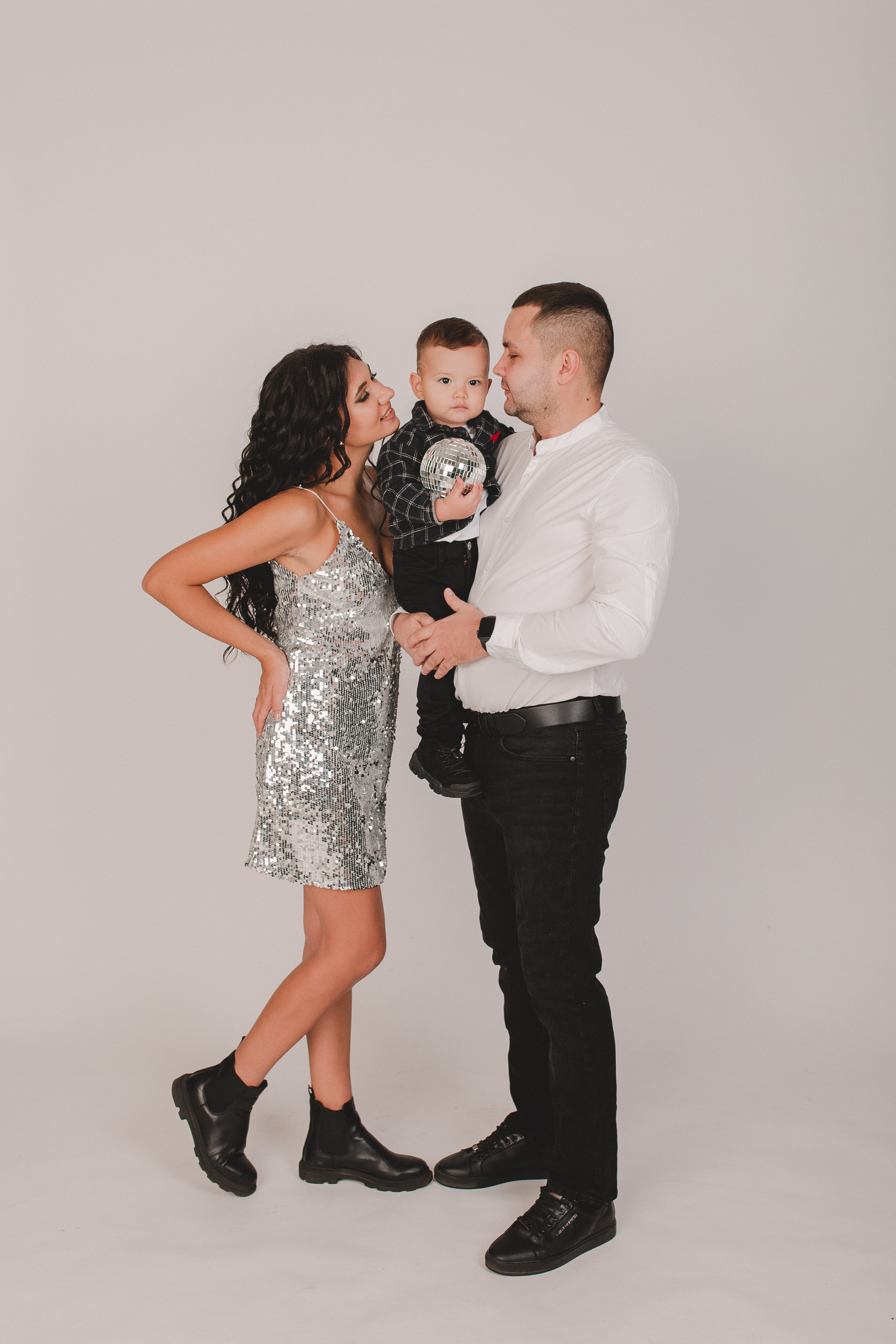 Семья Зили. Главная