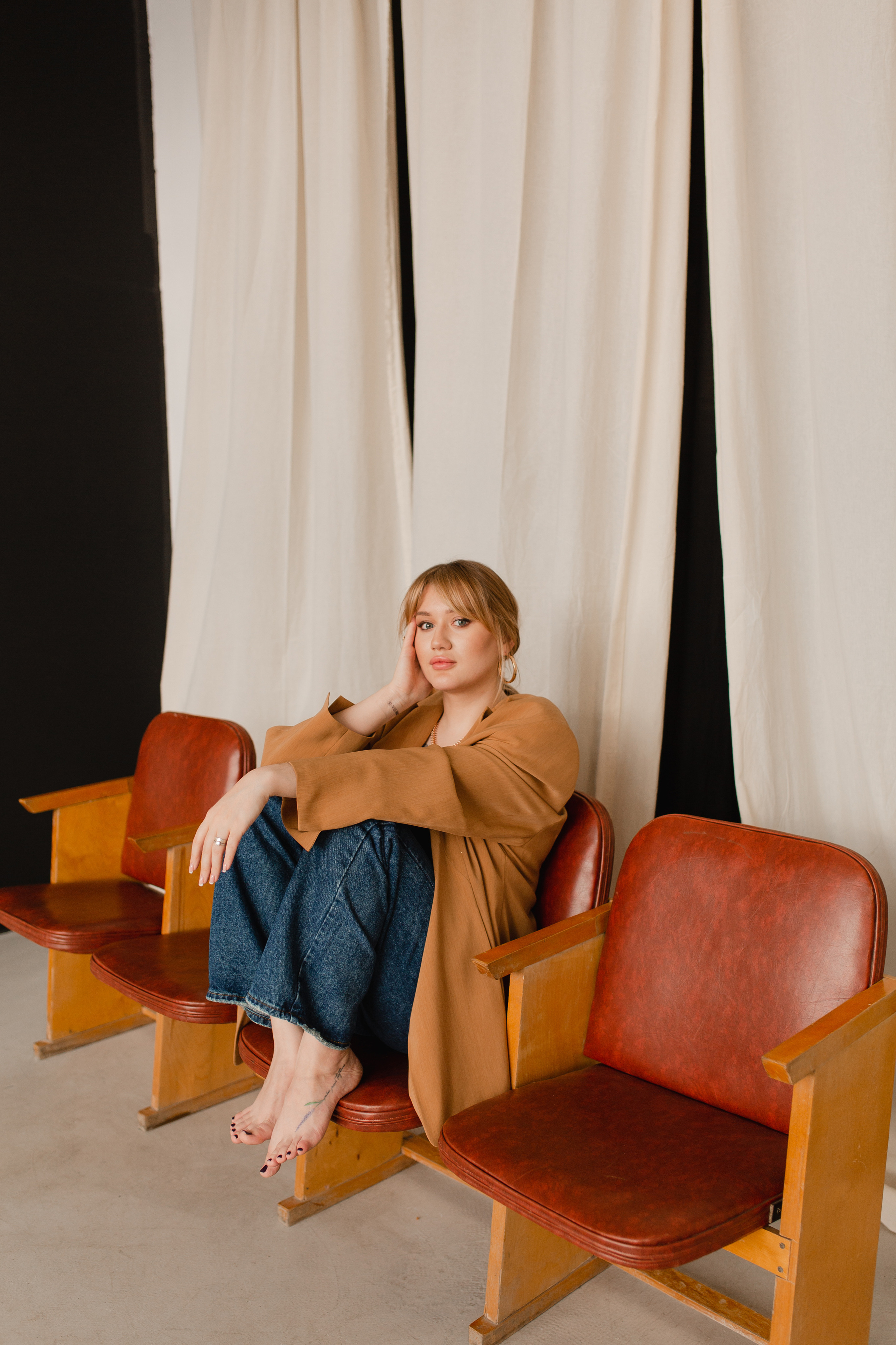 Алсу. Главная