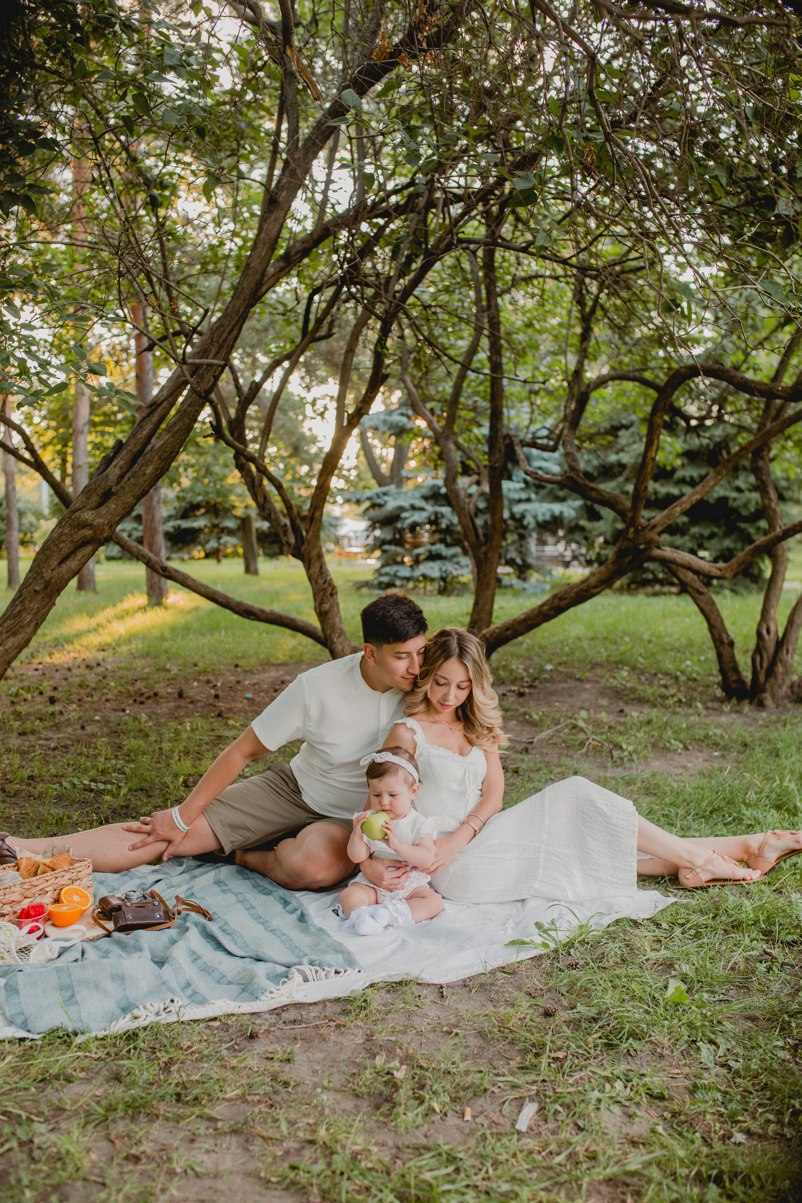 Семья Аделины. Главная