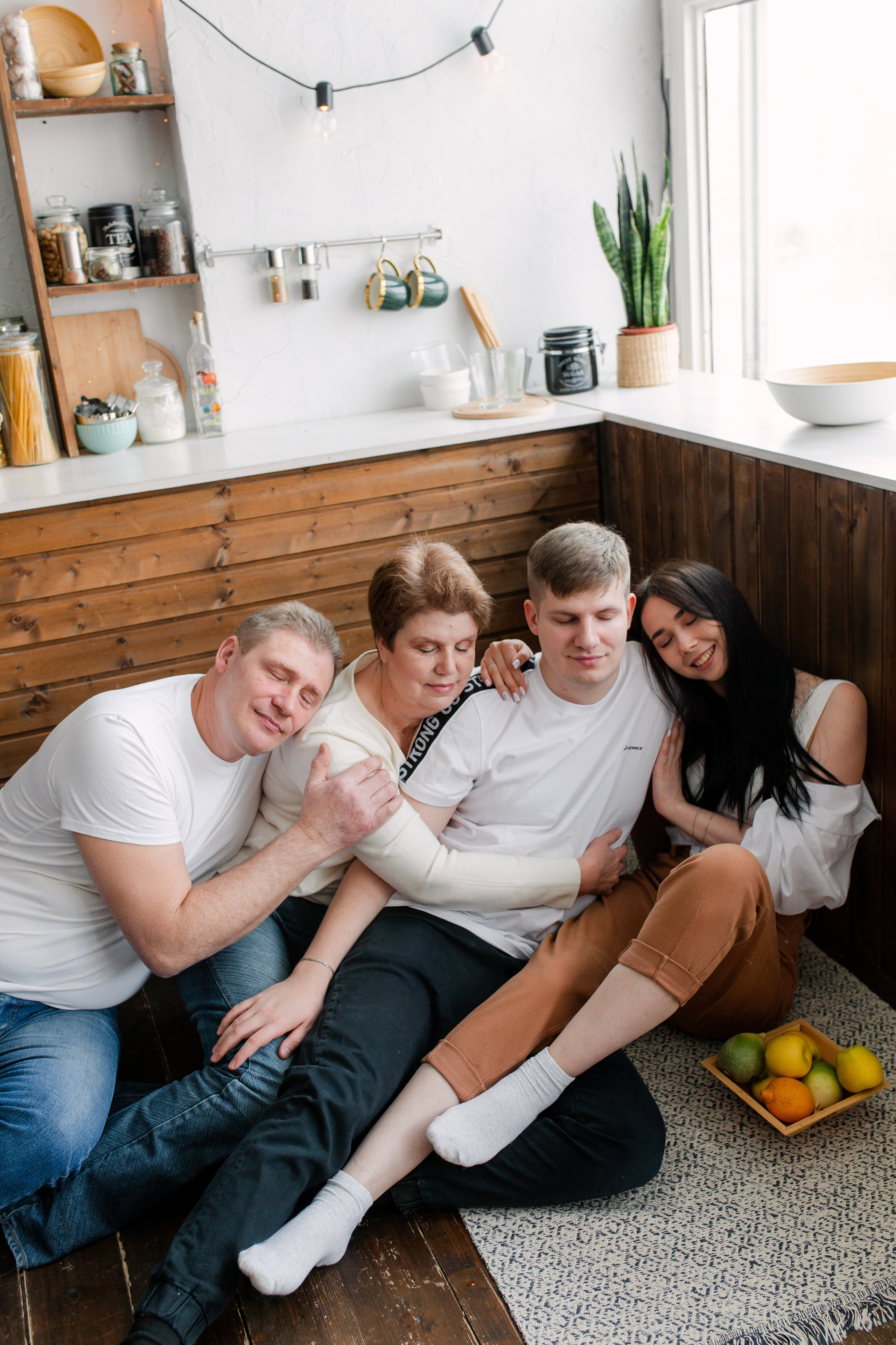 Семья Алсу и Саши. Главная