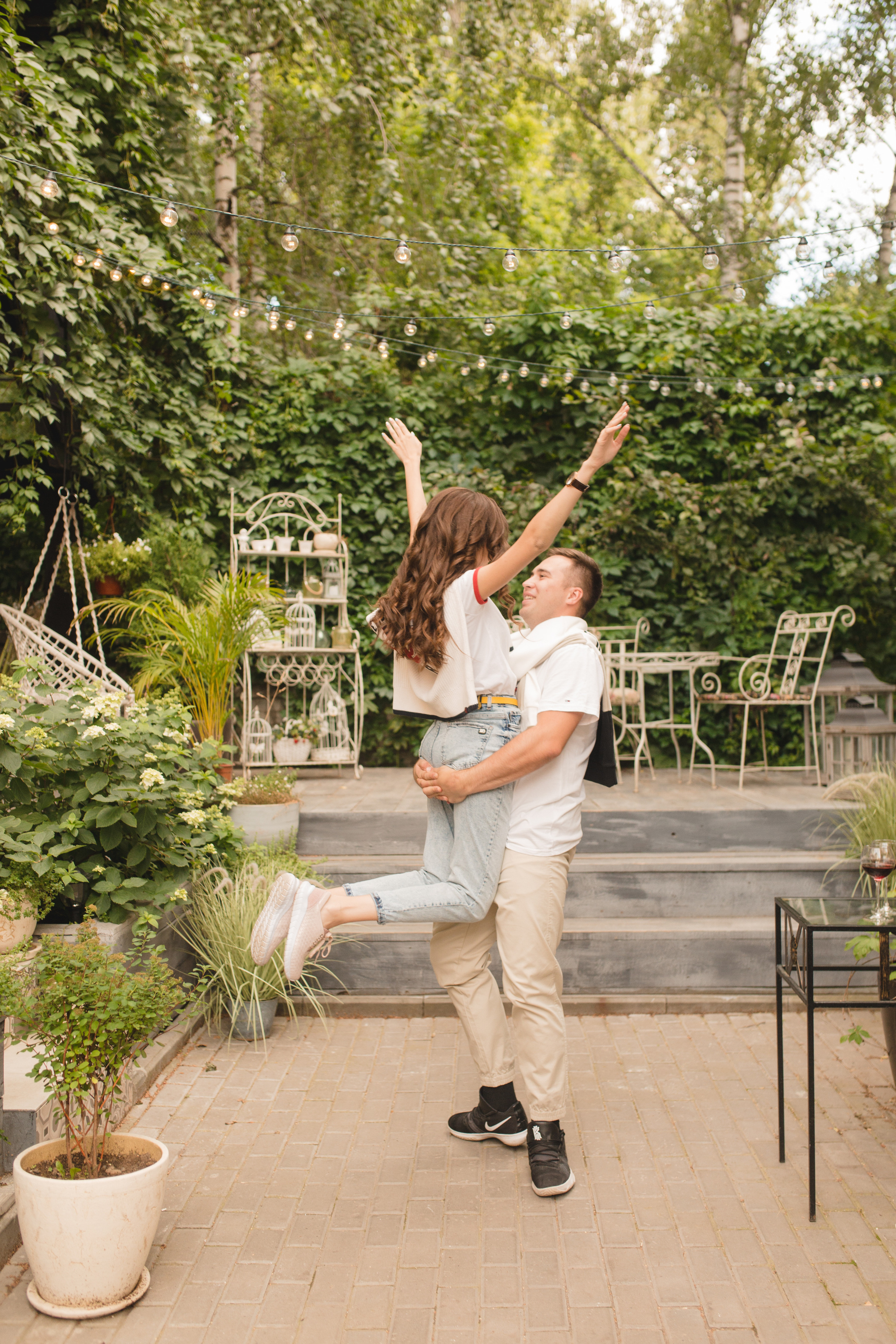 Рената и Самат. Главная