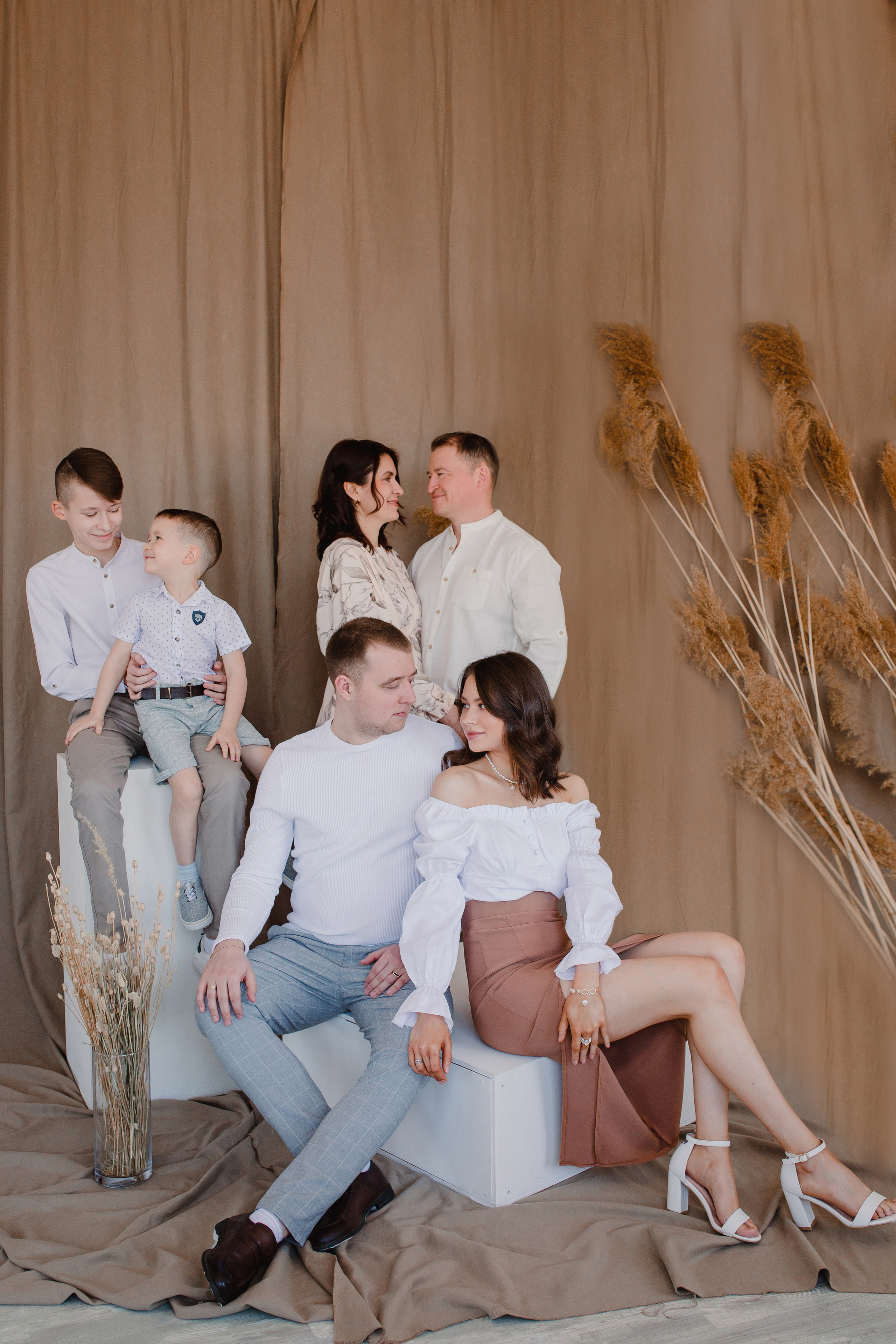 Семья Регины. Главная