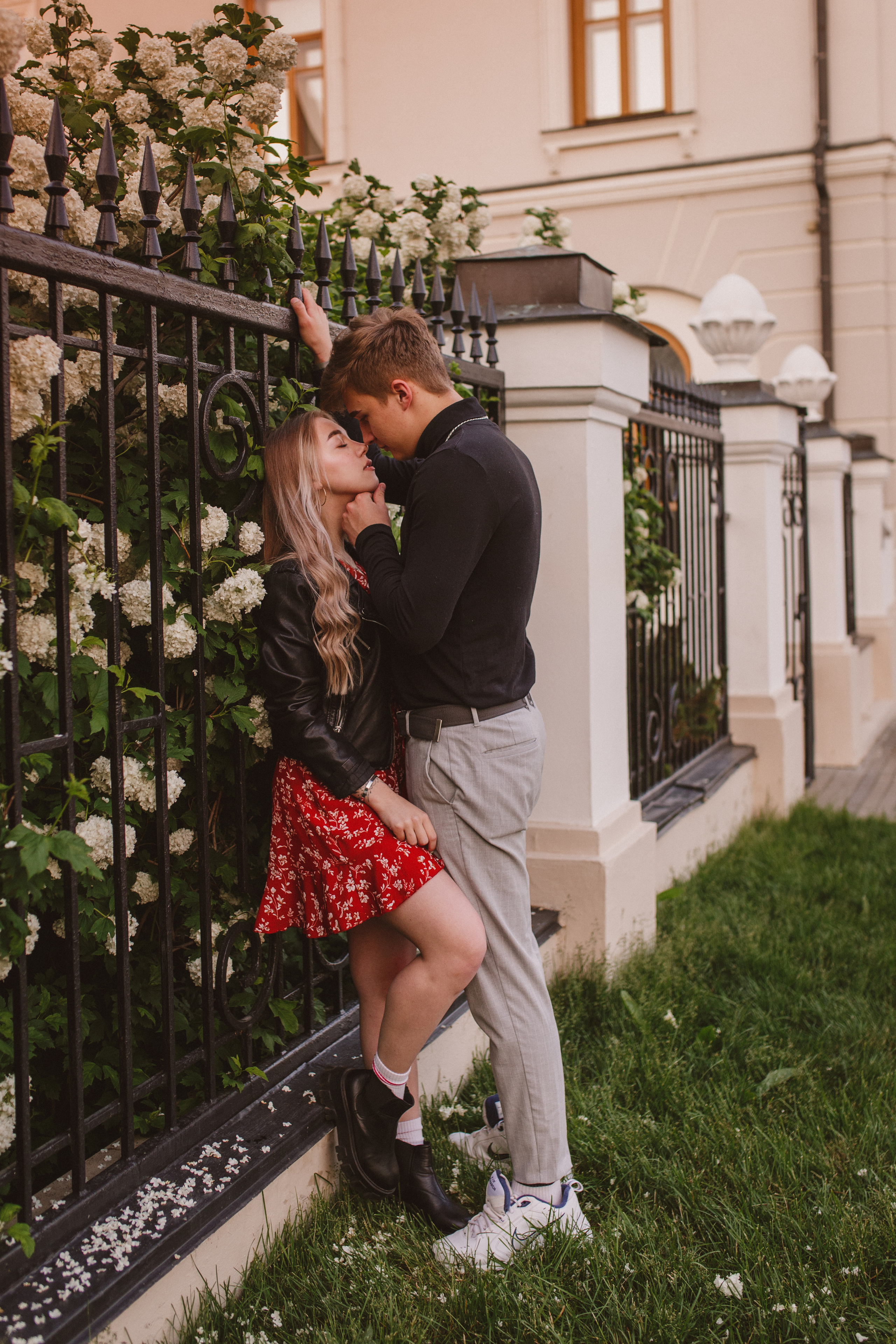 Лиана и Миша. Главная