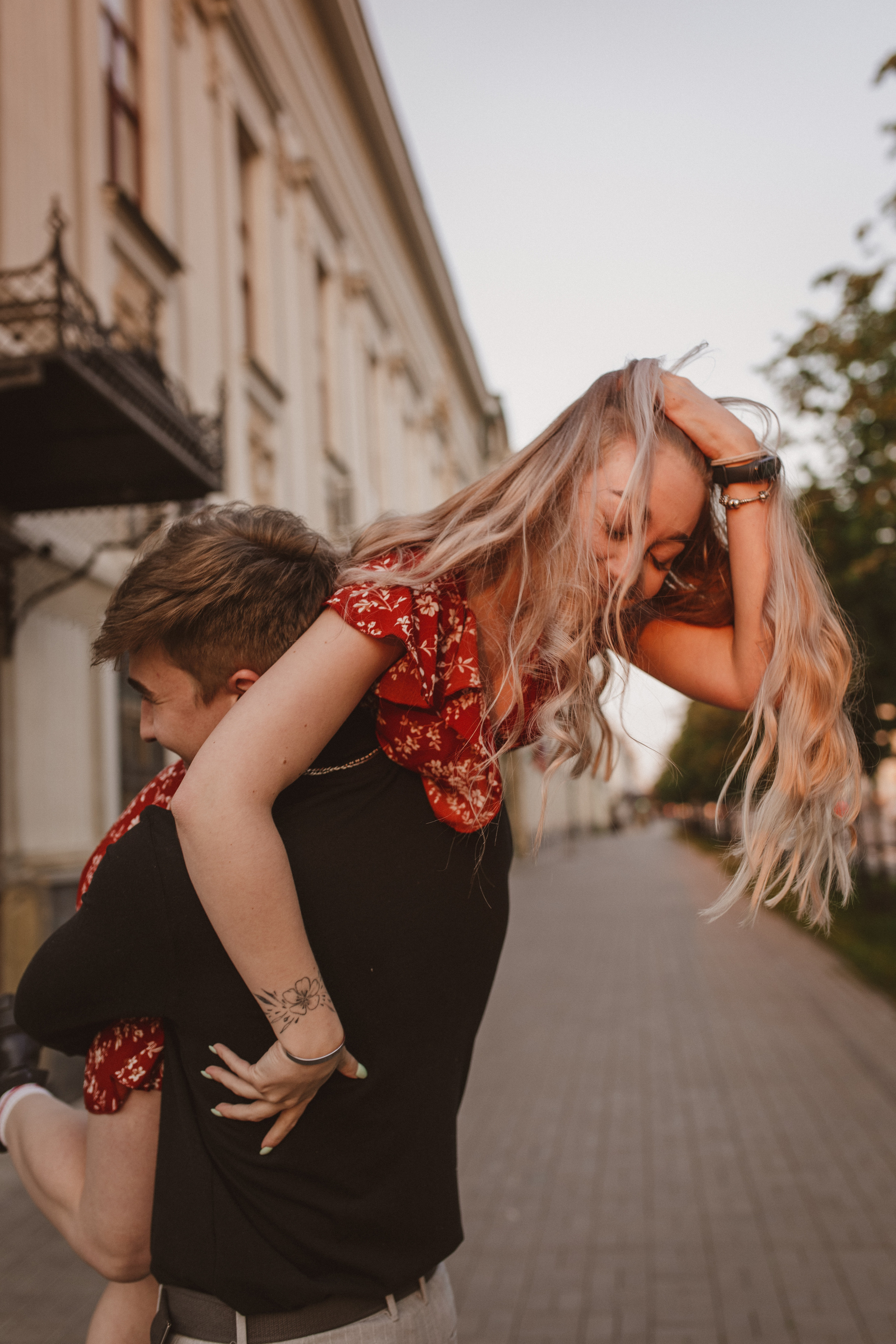 Лиана и Миша. Главная