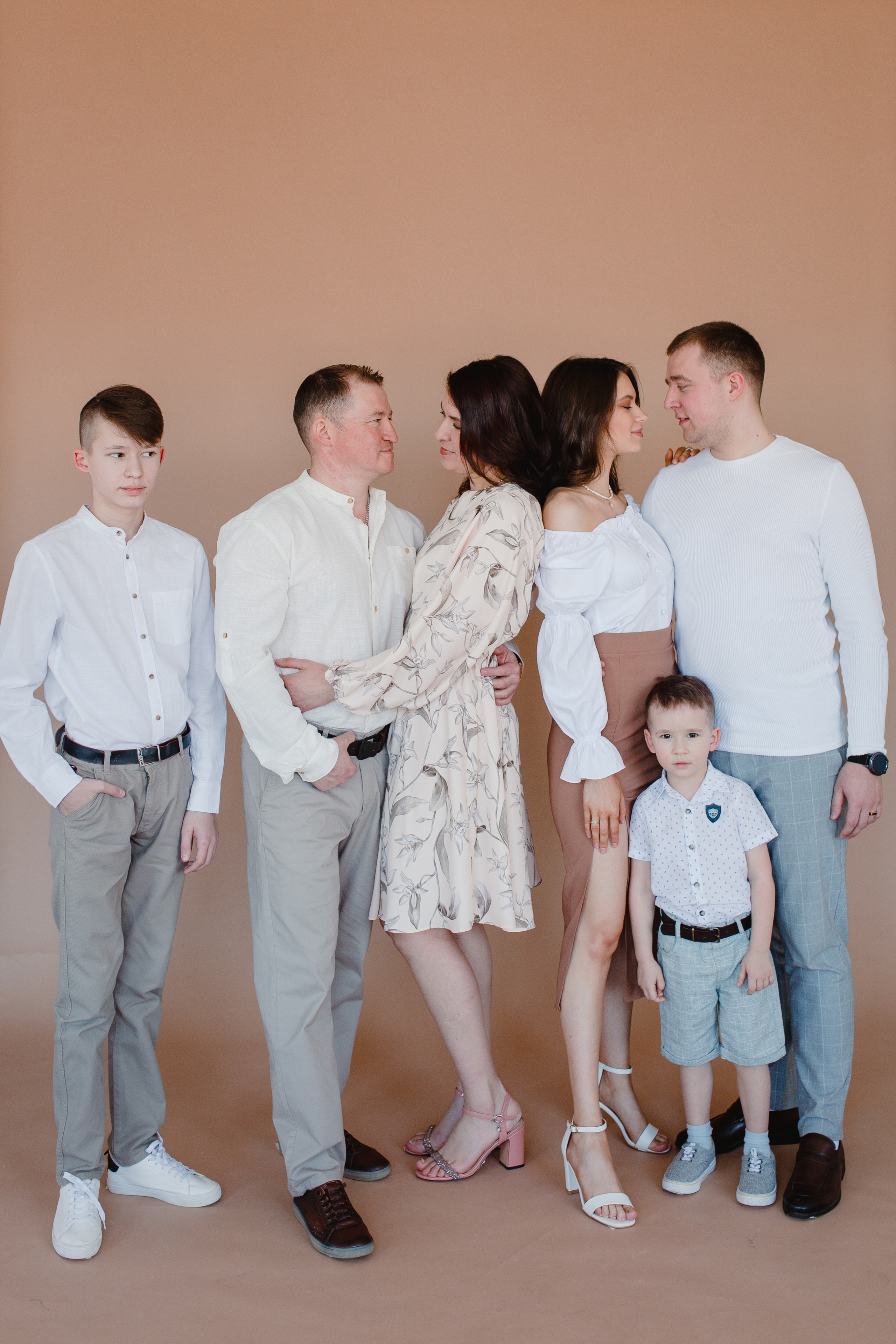 Семья Регины. Главная