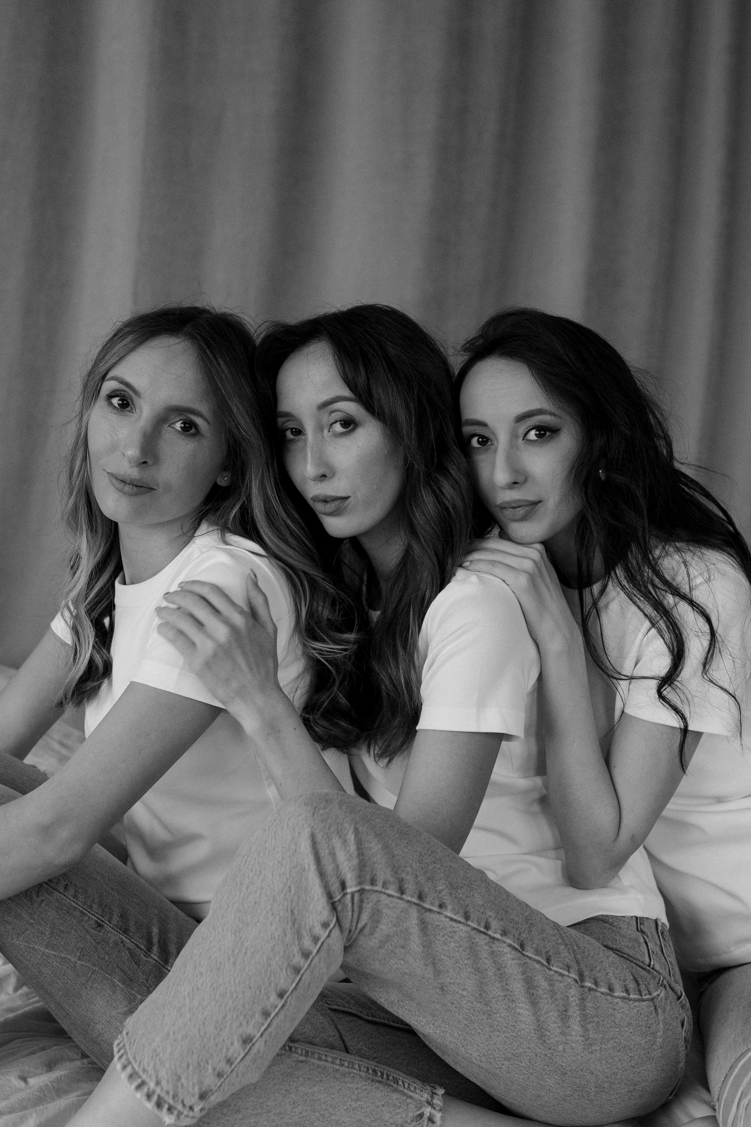 Зульфира с сестрами. Главная