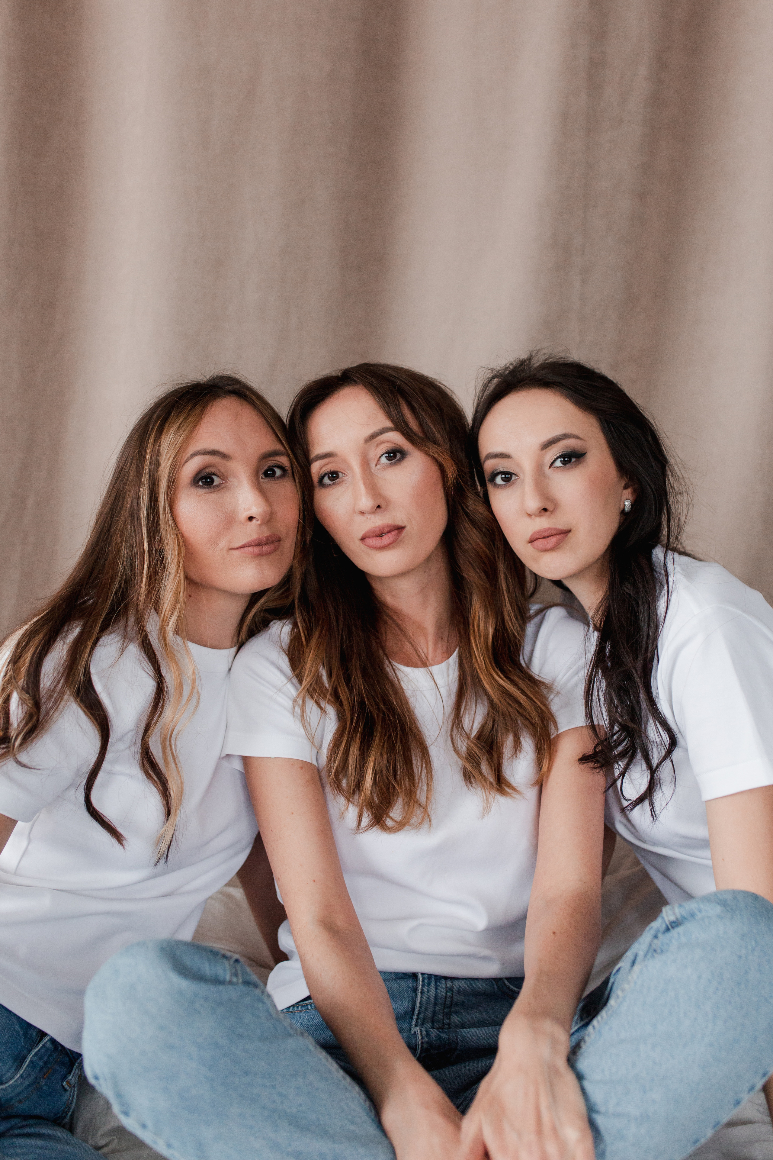 Зульфира с сестрами. Главная