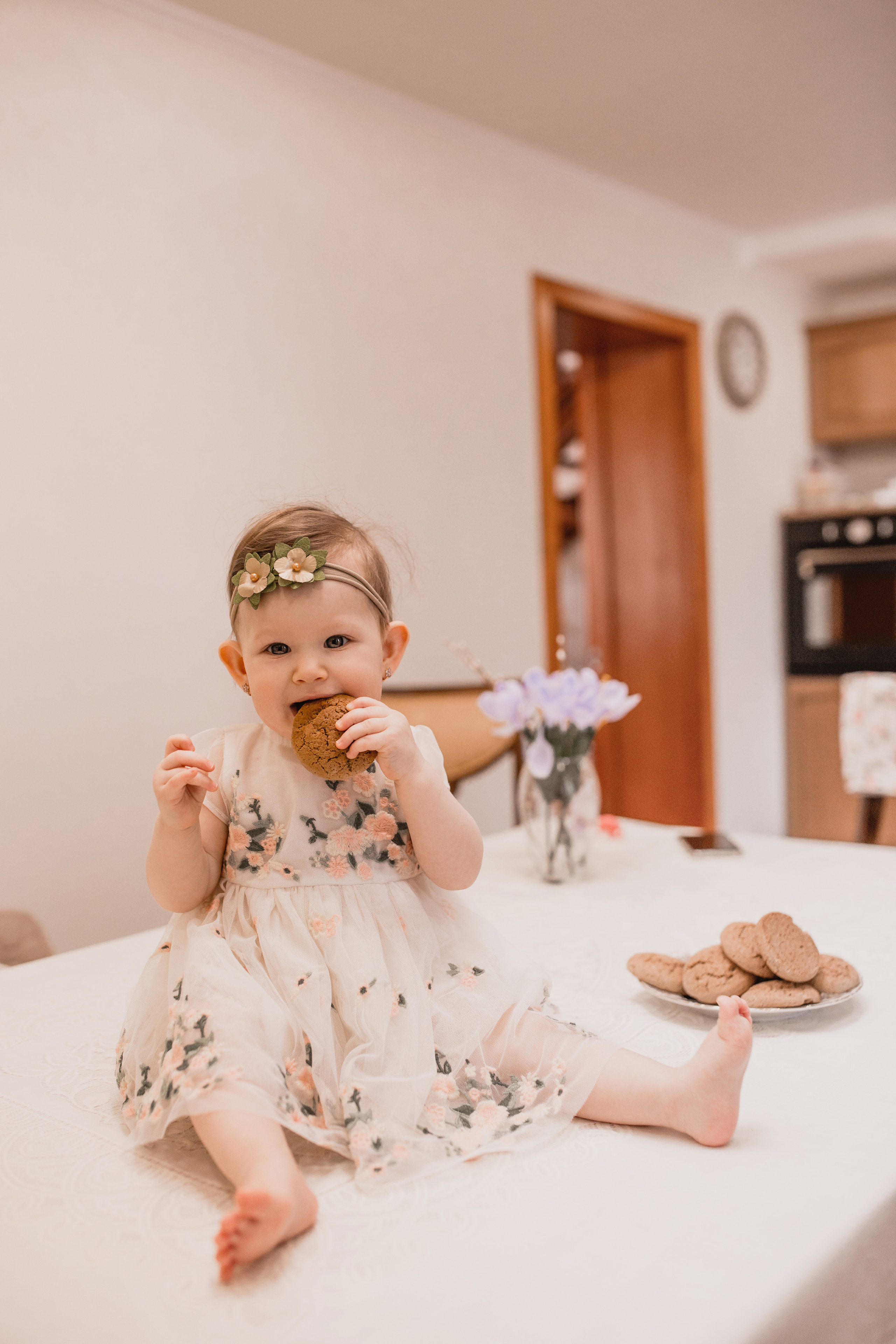 Алсу, Руслан и Раиночка дома. Главная