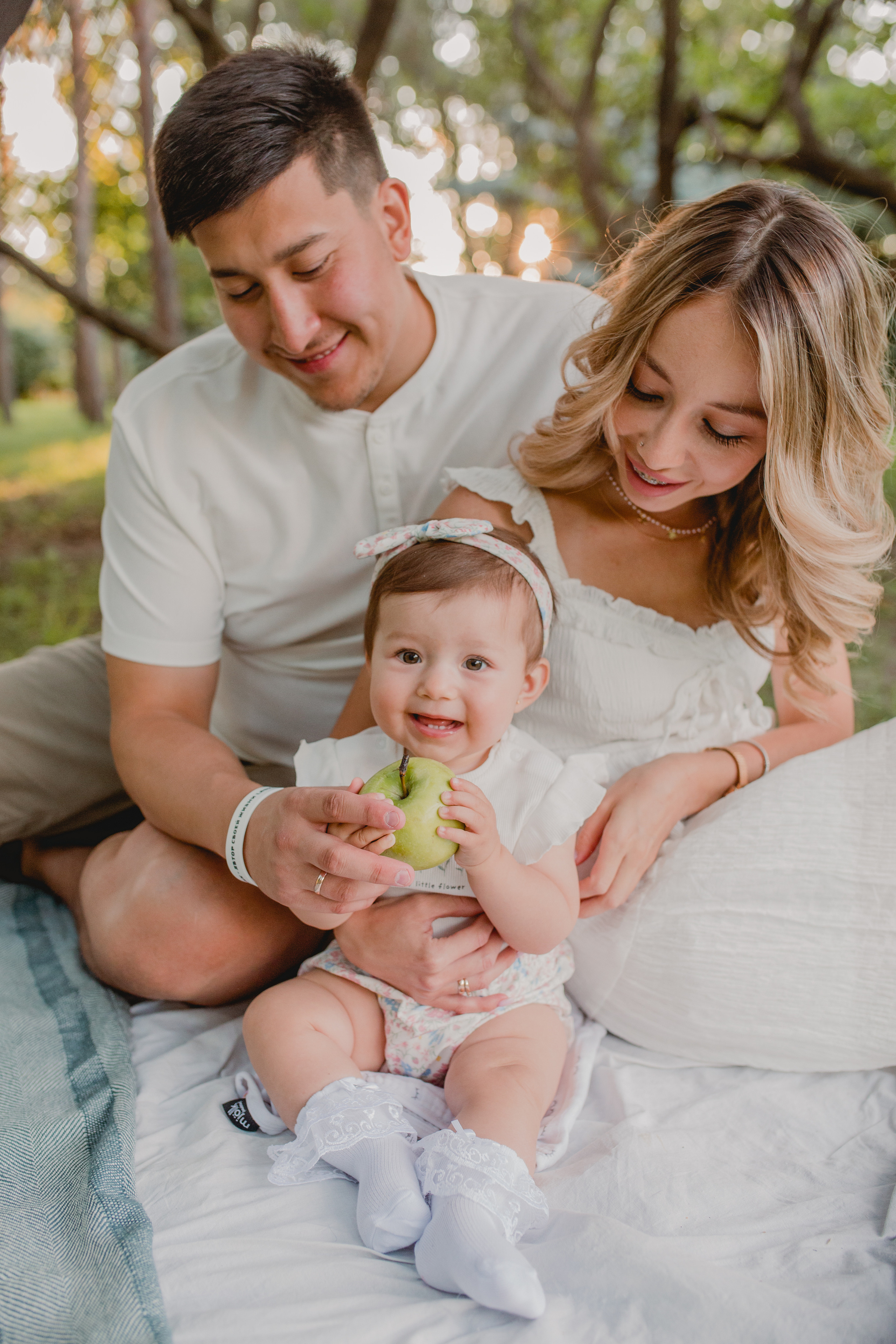 Семья Аделины. Главная