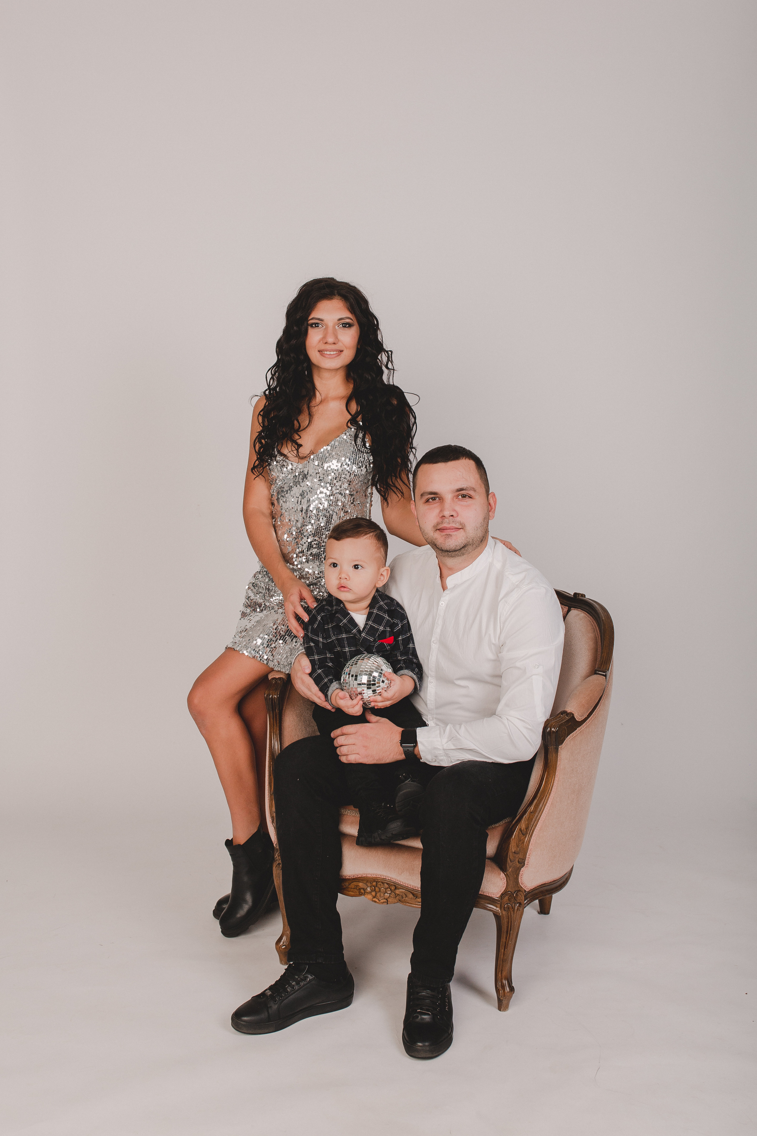 Семья Зили. Главная