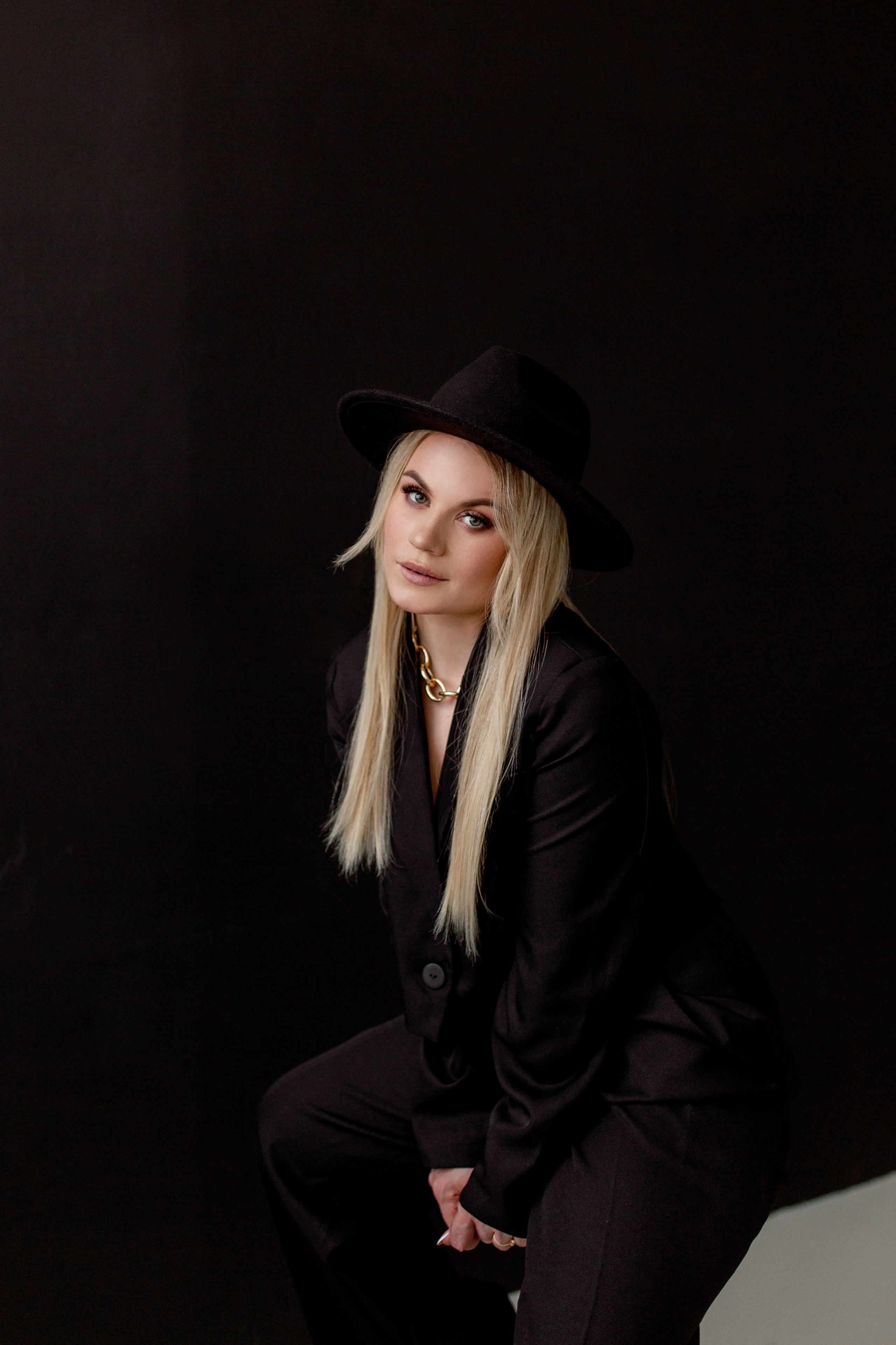 Анна. Главная