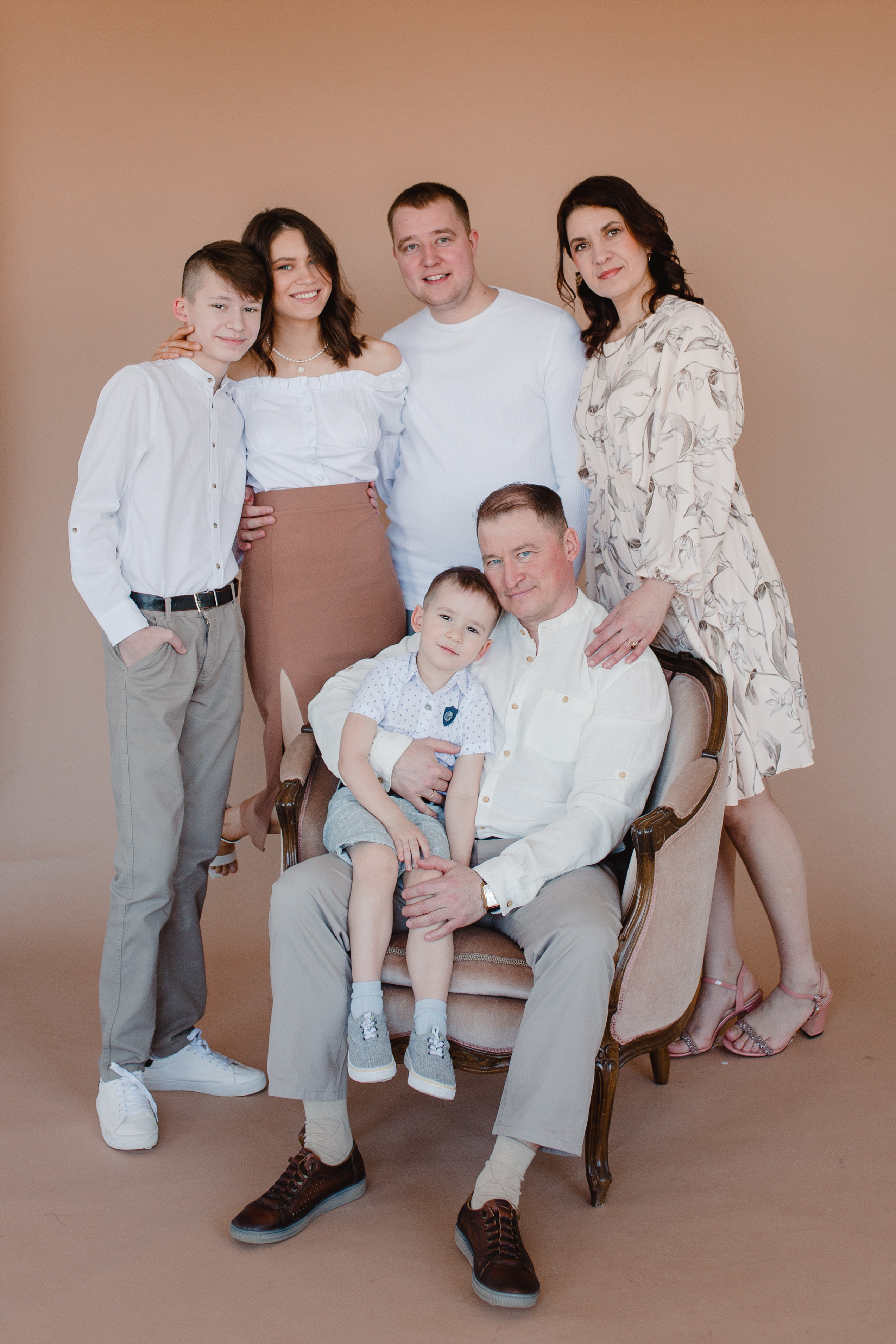 Семья Регины. Главная