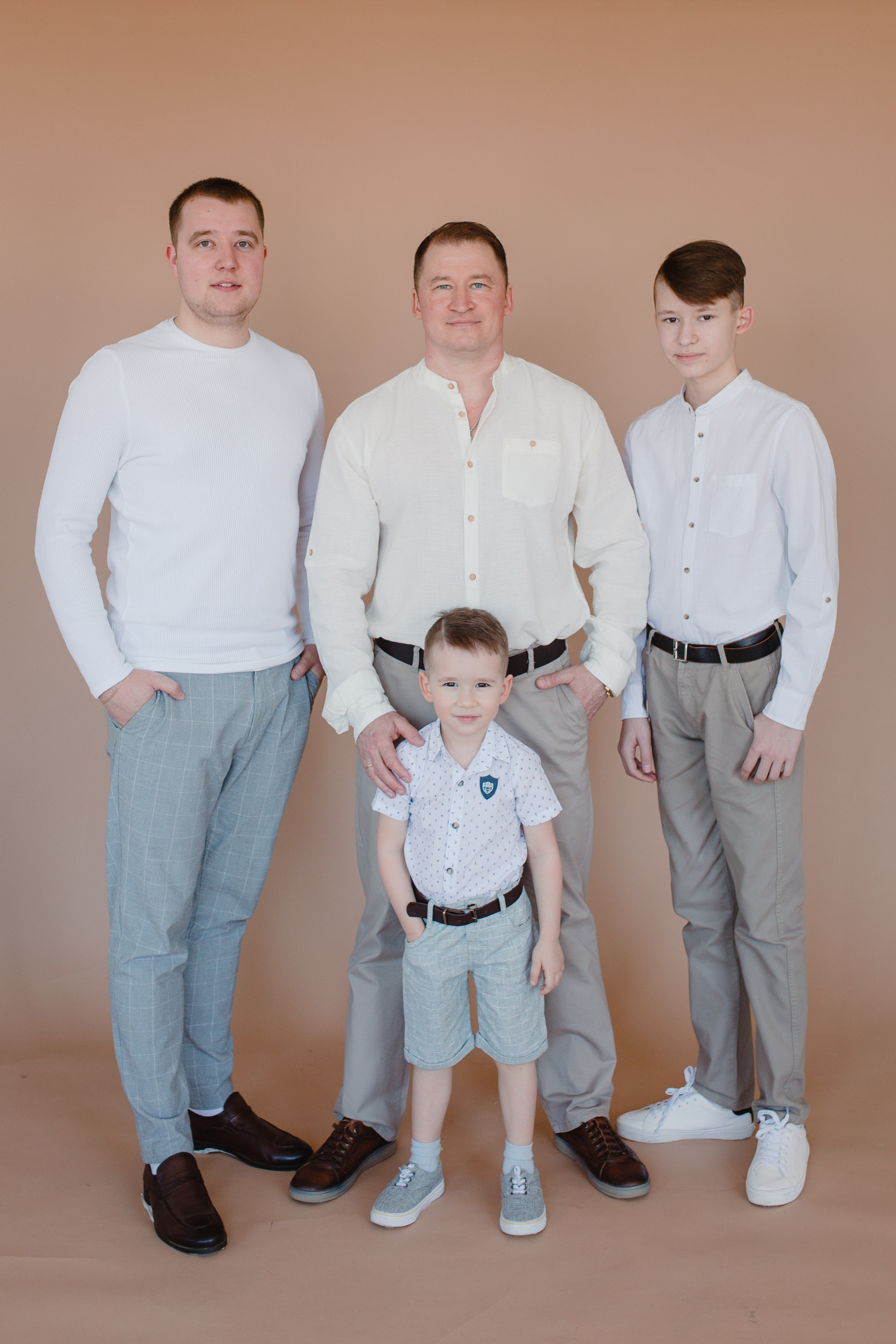 Семья Регины. Главная