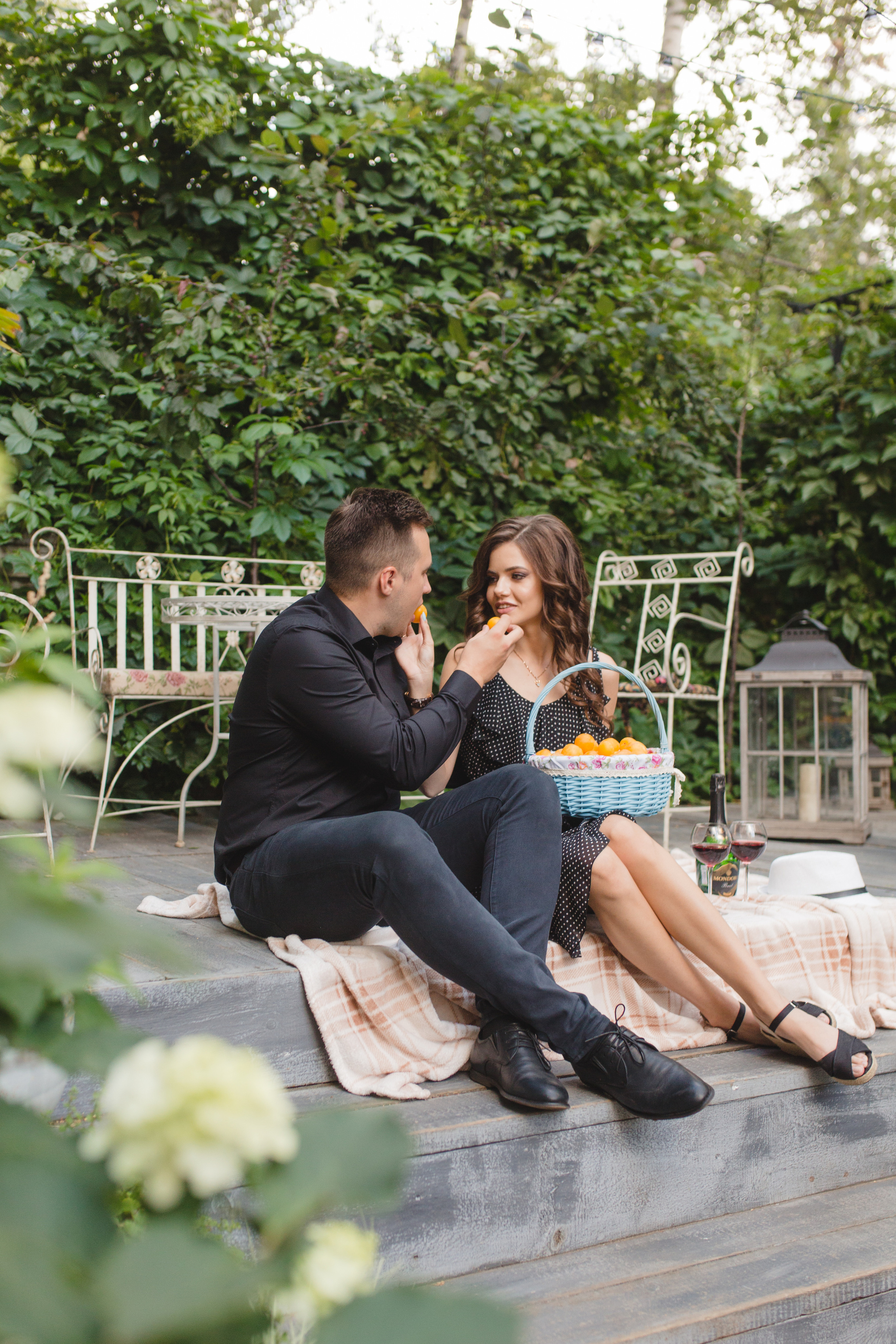 Рената и Самат. Главная