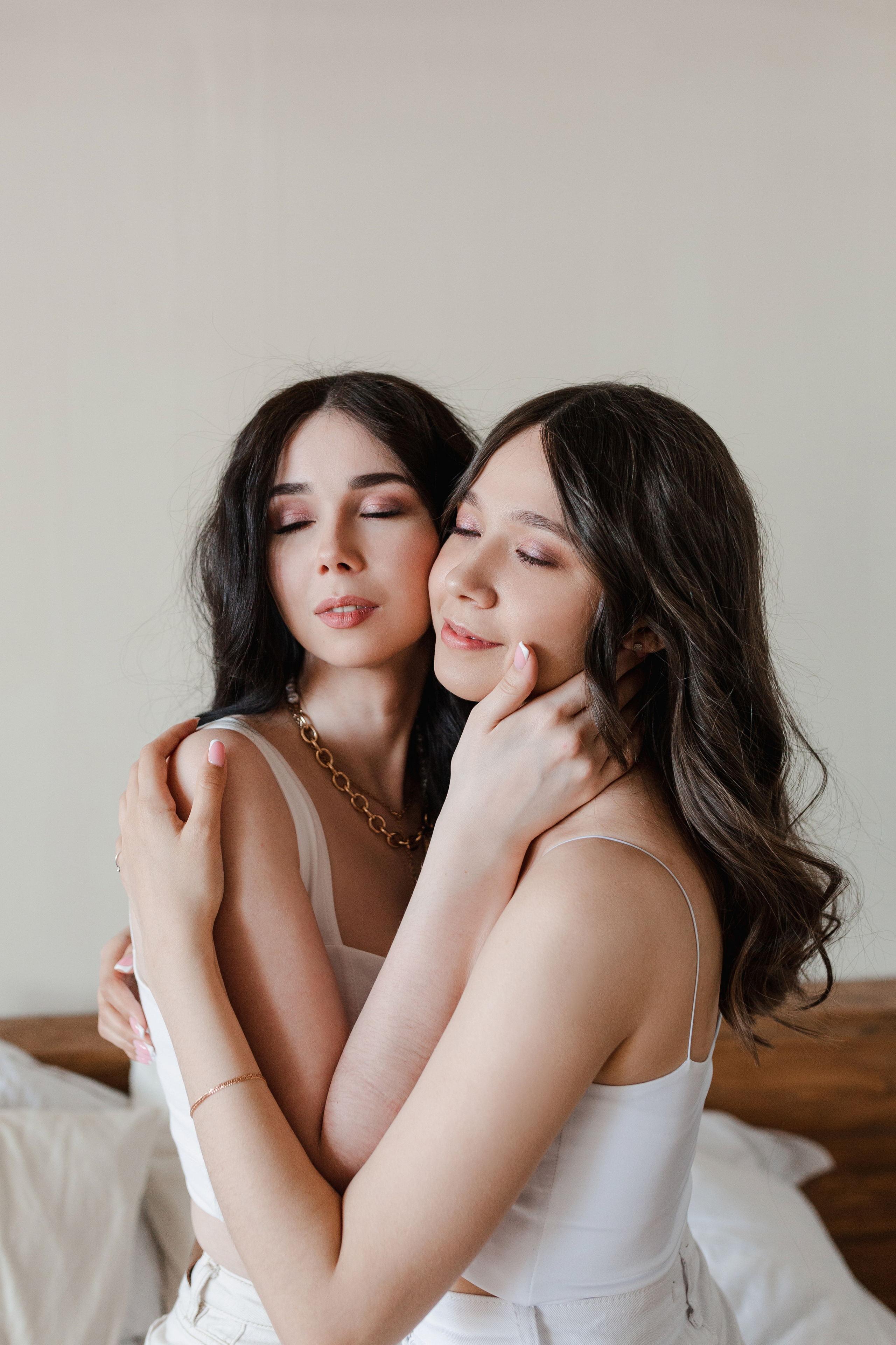 Алсу и Зиля. Главная