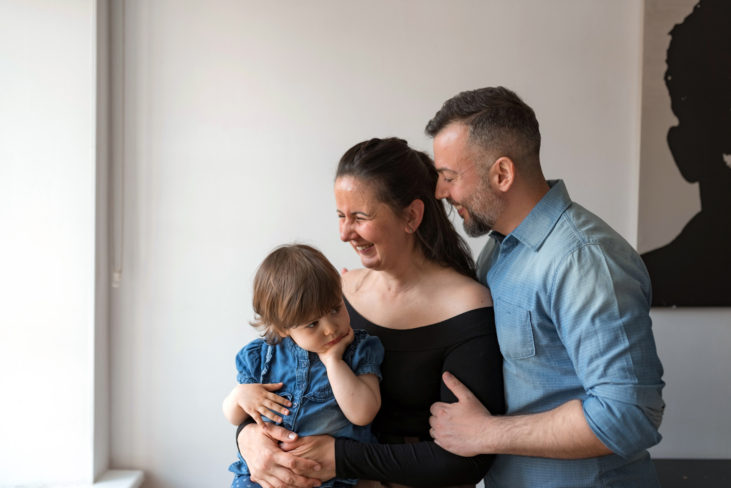 Семейная фотосессия дома и на прогулке по Санкт-Петербургу. Фотограф Юлия Кондратьева