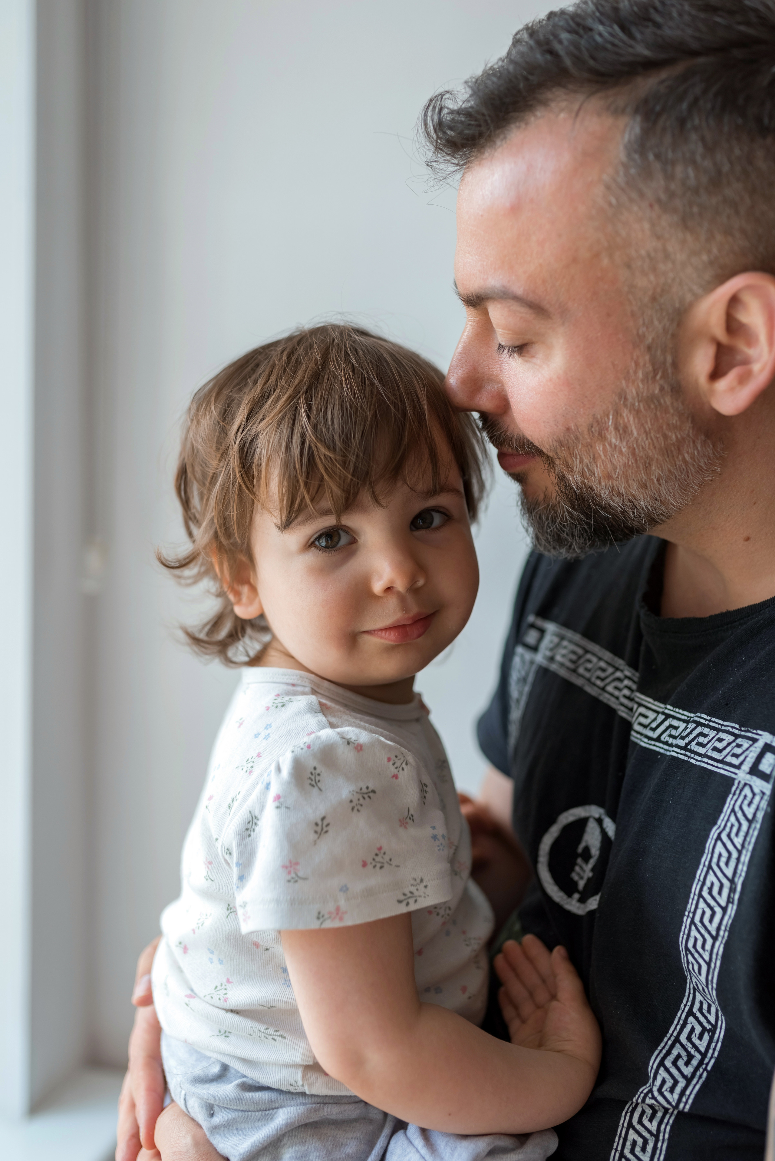 Семейная фотосессия дома и на прогулке по Санкт-Петербургу. Фотограф Юлия Кондратьева