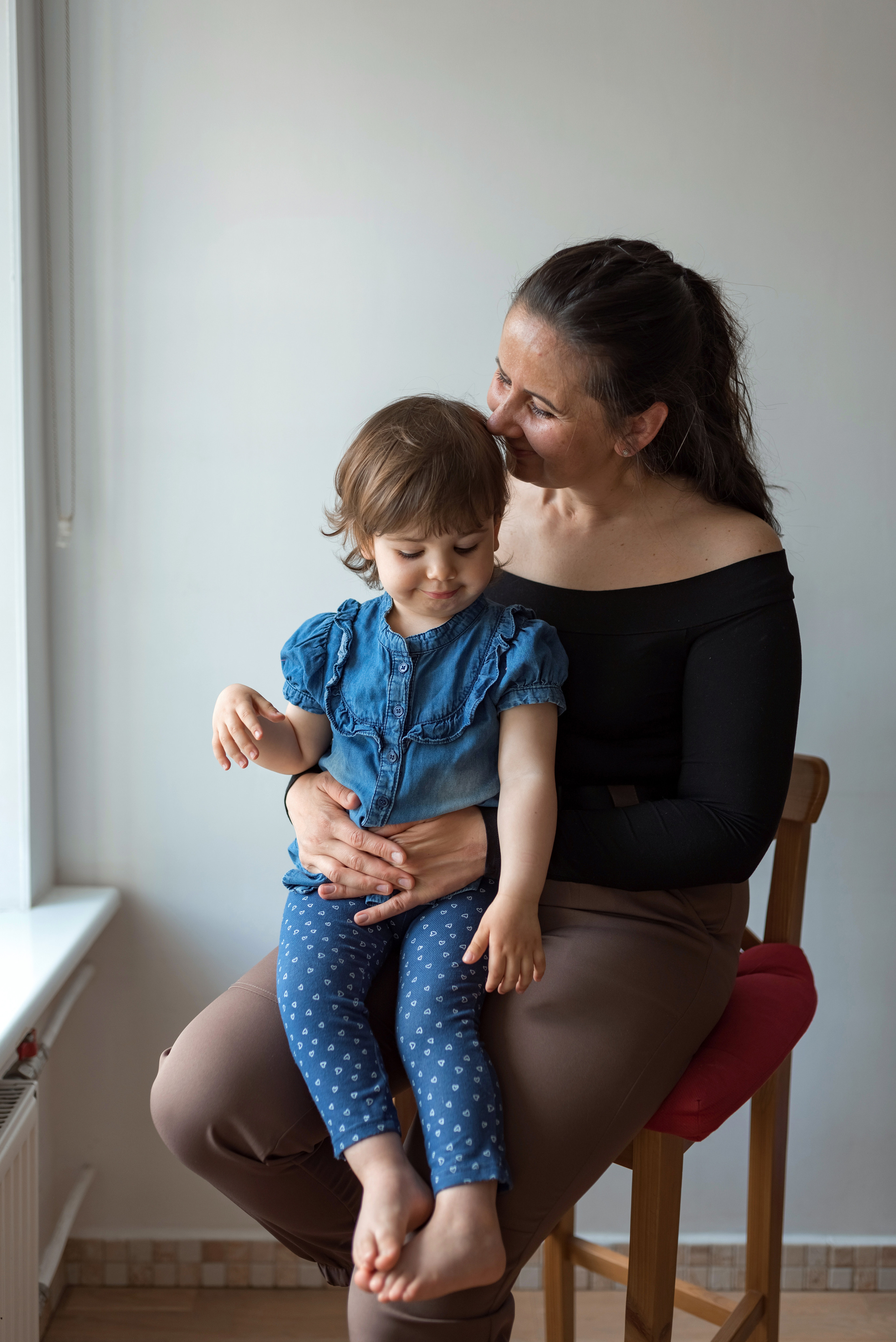 Семейная фотосессия дома и на прогулке по Санкт-Петербургу. Фотограф Юлия Кондратьева