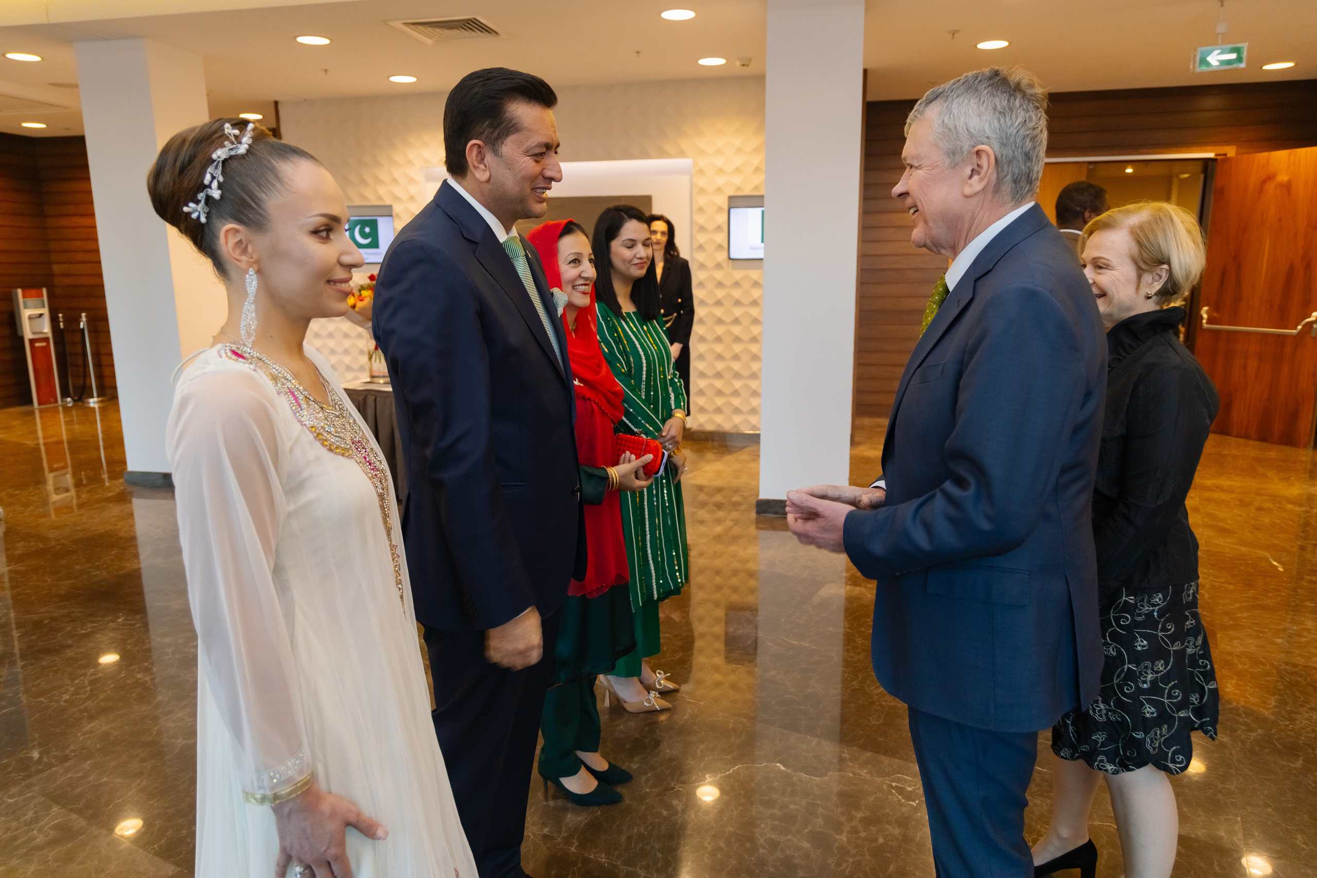 Фотосъемка делегации Пакистана в Беларуси в отеле Марриотт. Свадебный фотограф в Минске/Беларуси Сергей Спиридонов