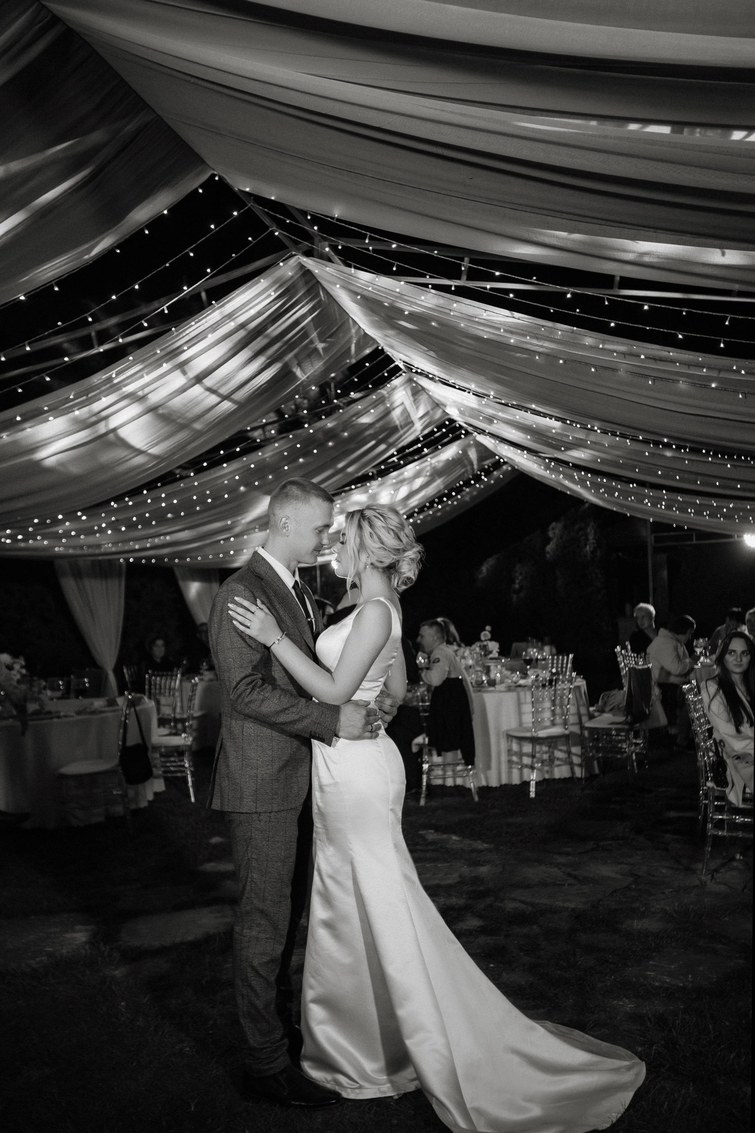 Денис и Алина. Белый замок. Фотограф Анна Лейман. Севастополь