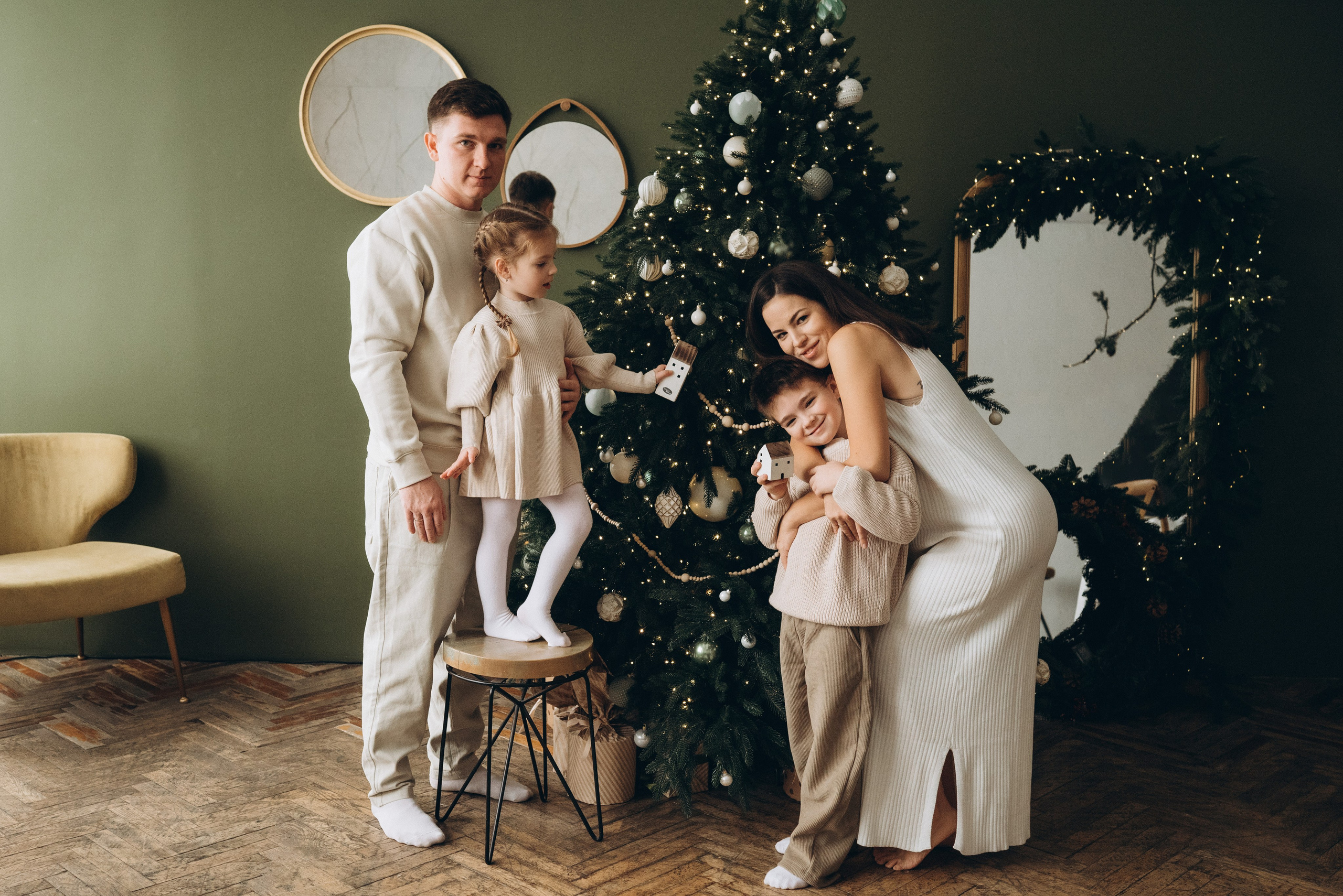 Семейная новогодняя фотосессия. Женский и семейный фотограф в Москве и Красногорске Светлана Левченко