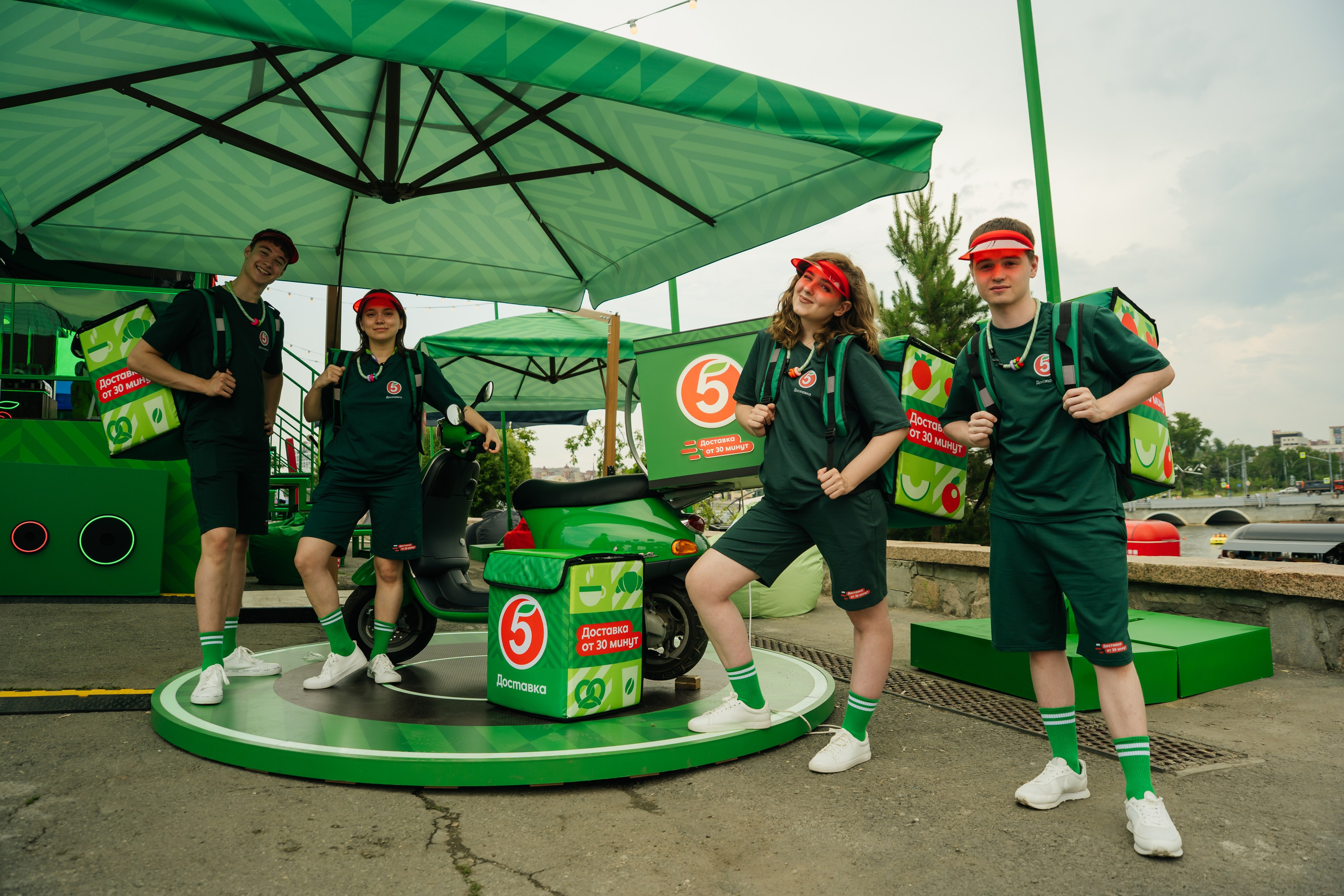 Пятерочка на VK фесте. Видеограф и Фотограф в Челябинске Ксения и Владимир Рюмины